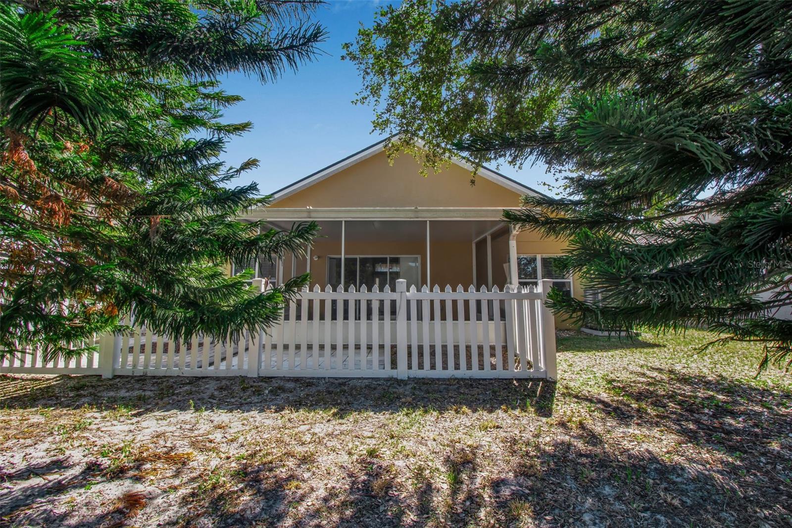 9628 CYPRESS HARBOR DR