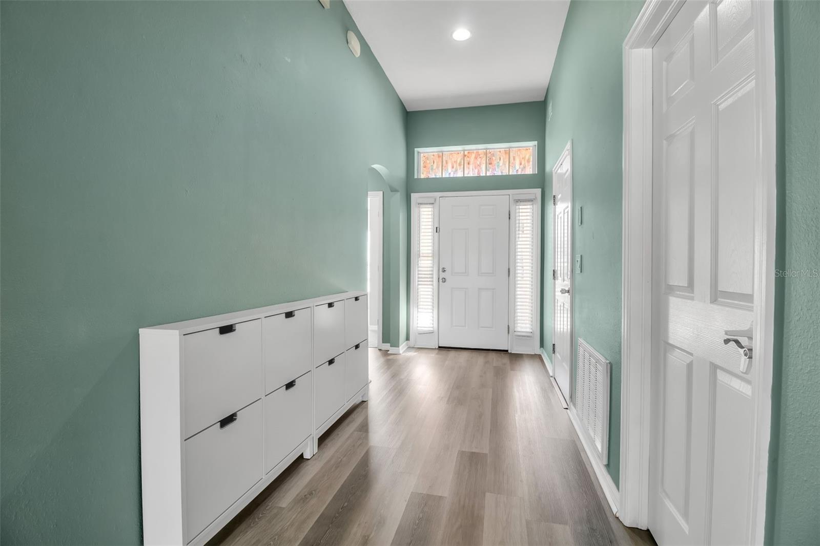 9628 CYPRESS HARBOR DR