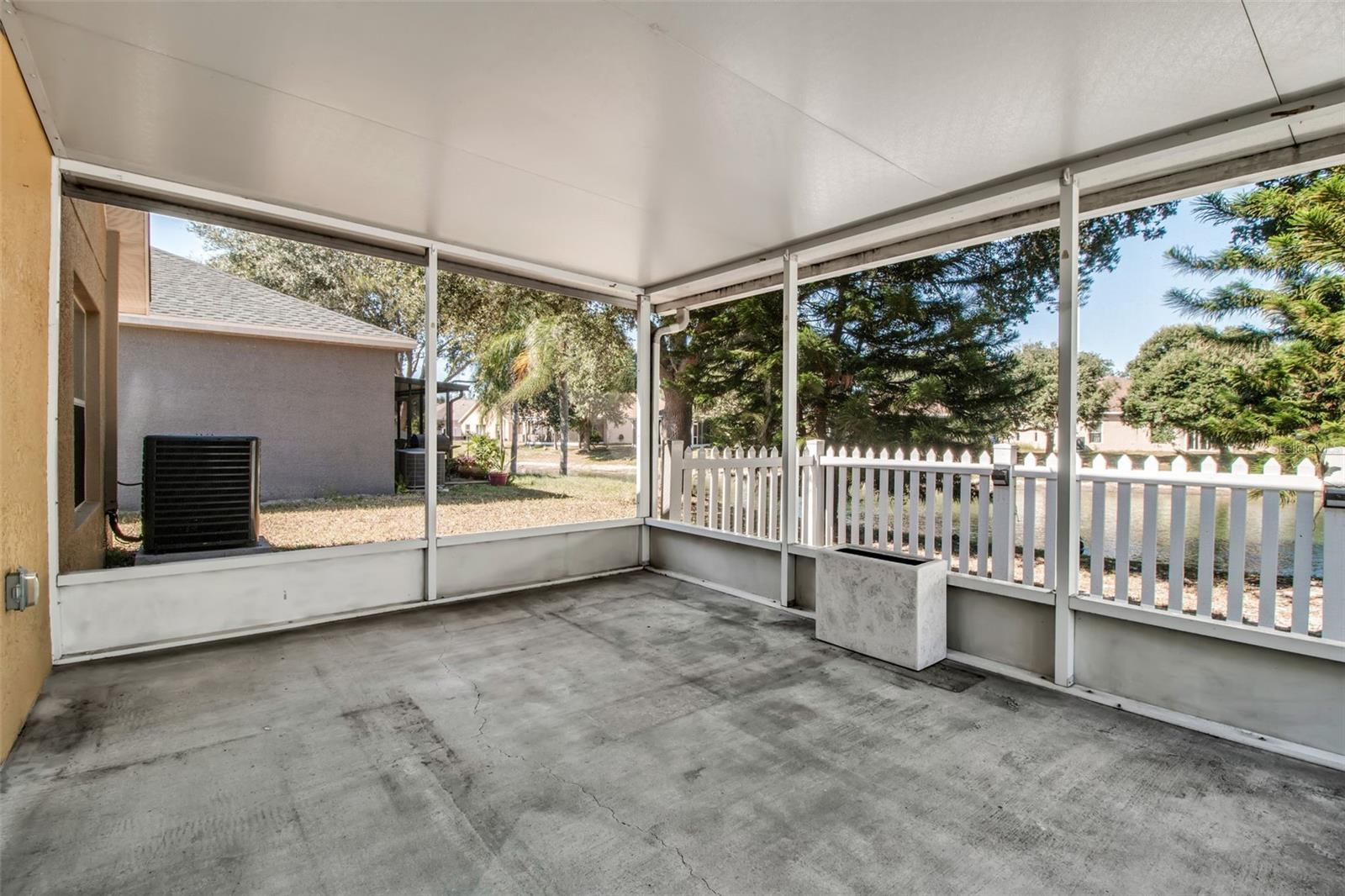 9628 CYPRESS HARBOR DR