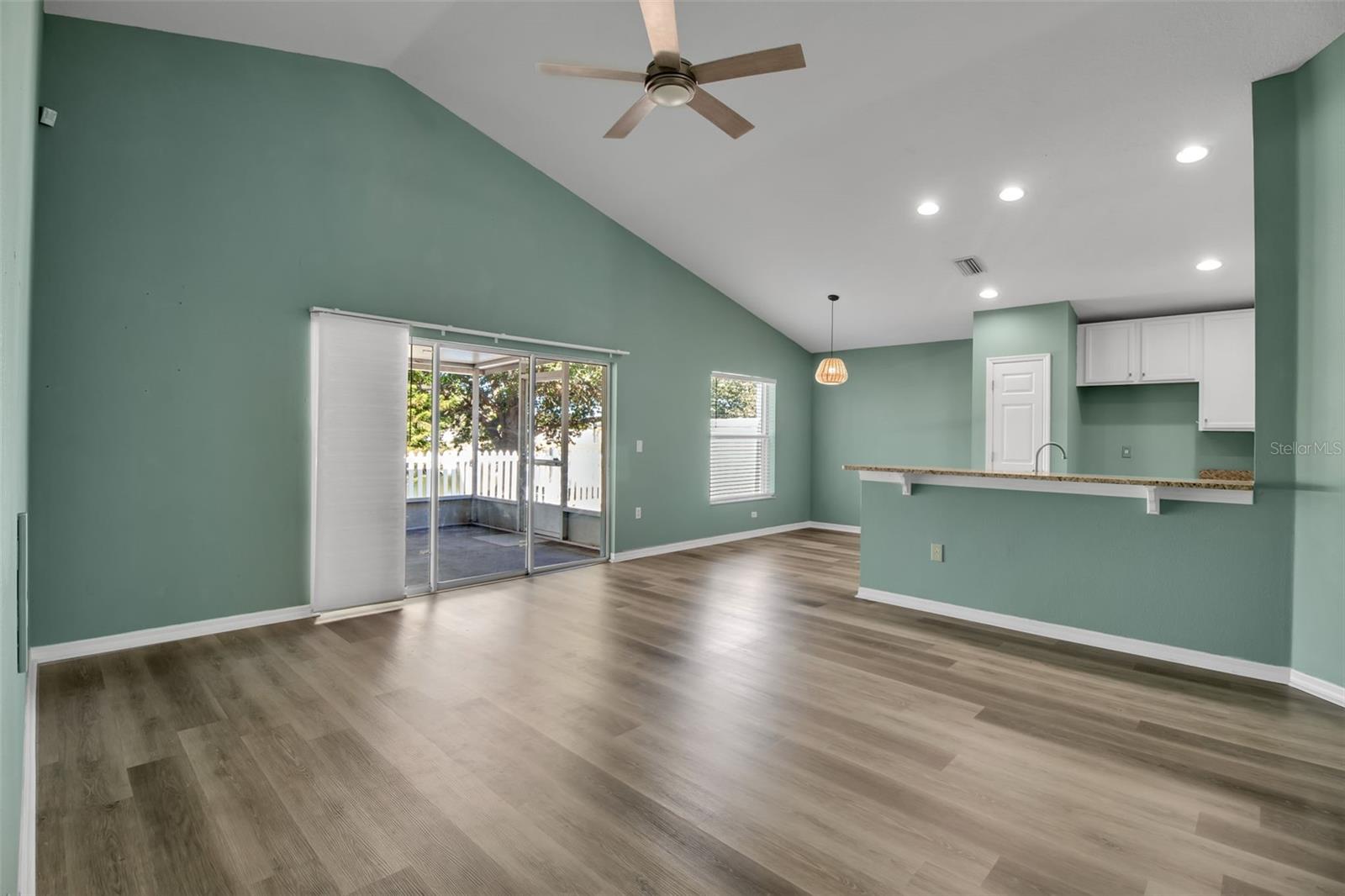 9628 CYPRESS HARBOR DR