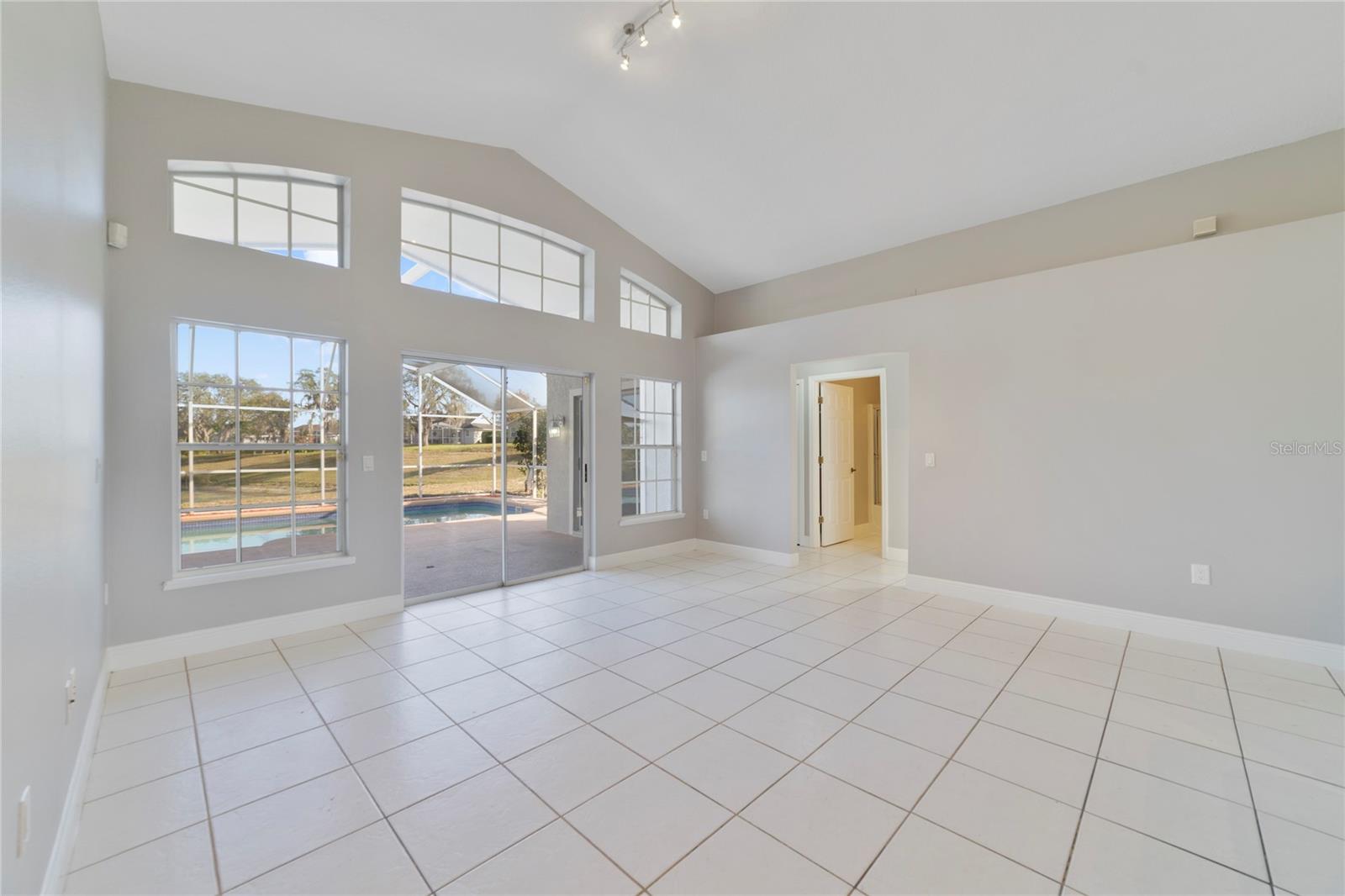 620 SUNRIDGE WOODS BLVD