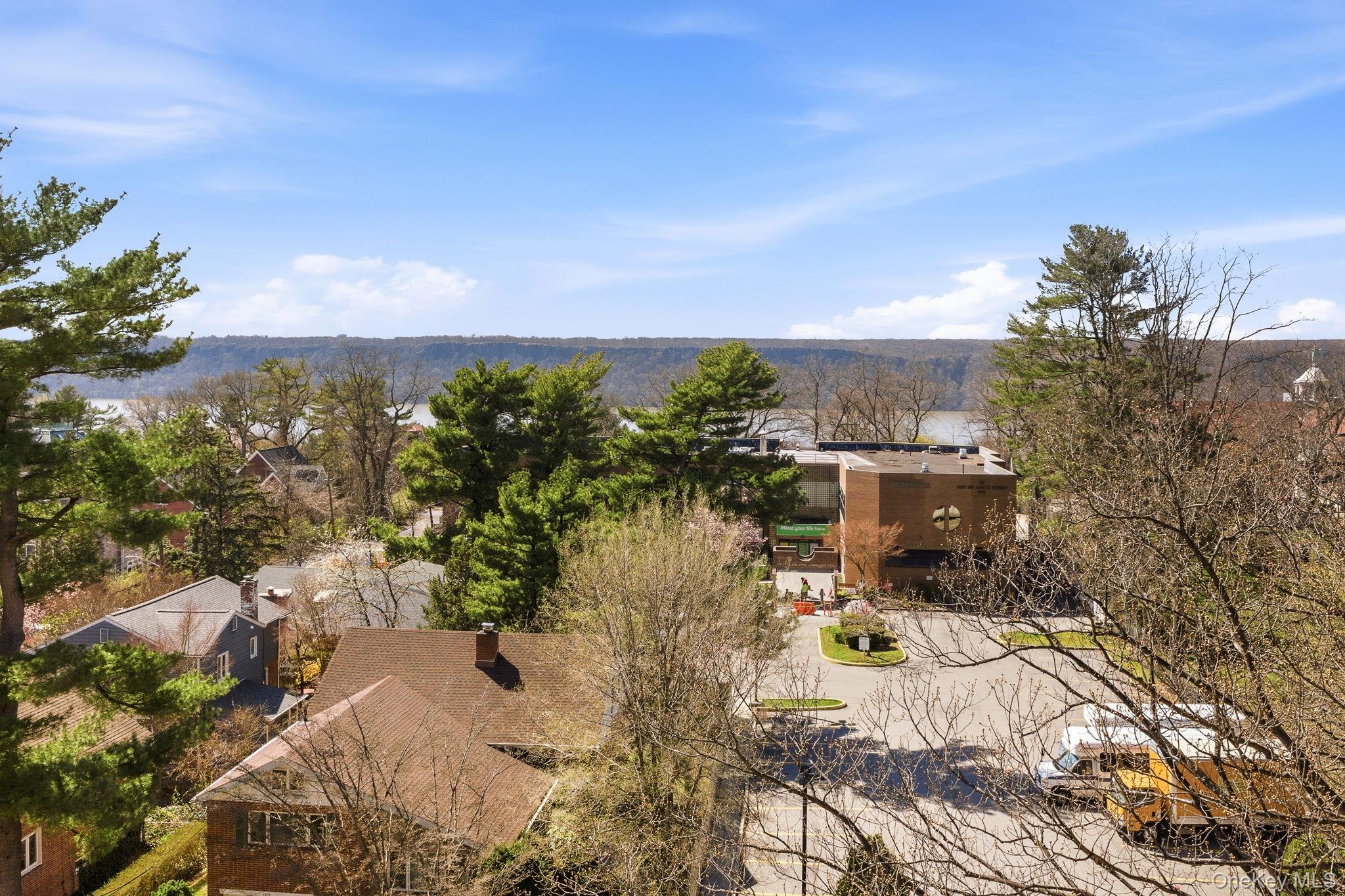 5621 Netherland Avenue Unit: 6B