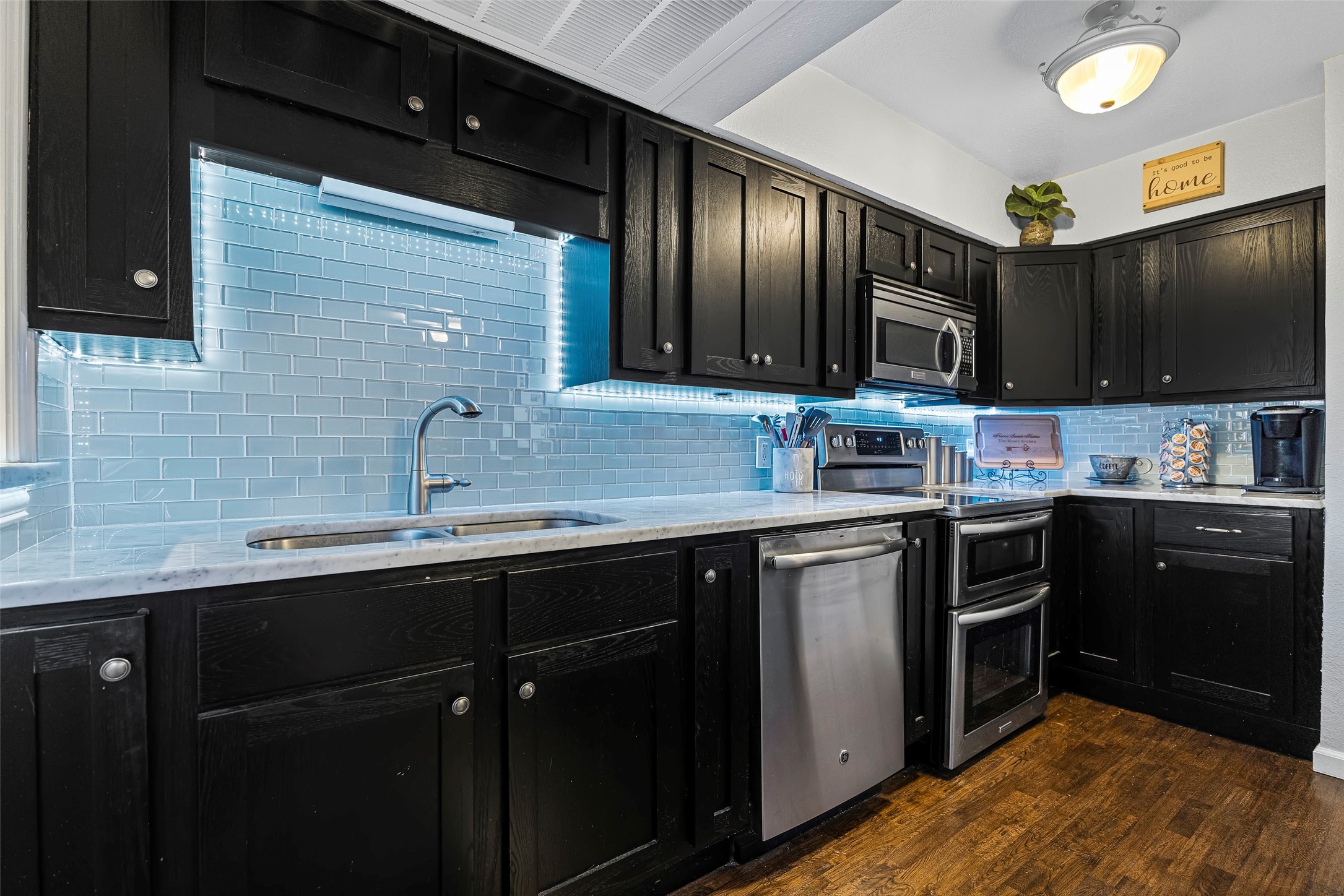6016 E University Boulevard 119
