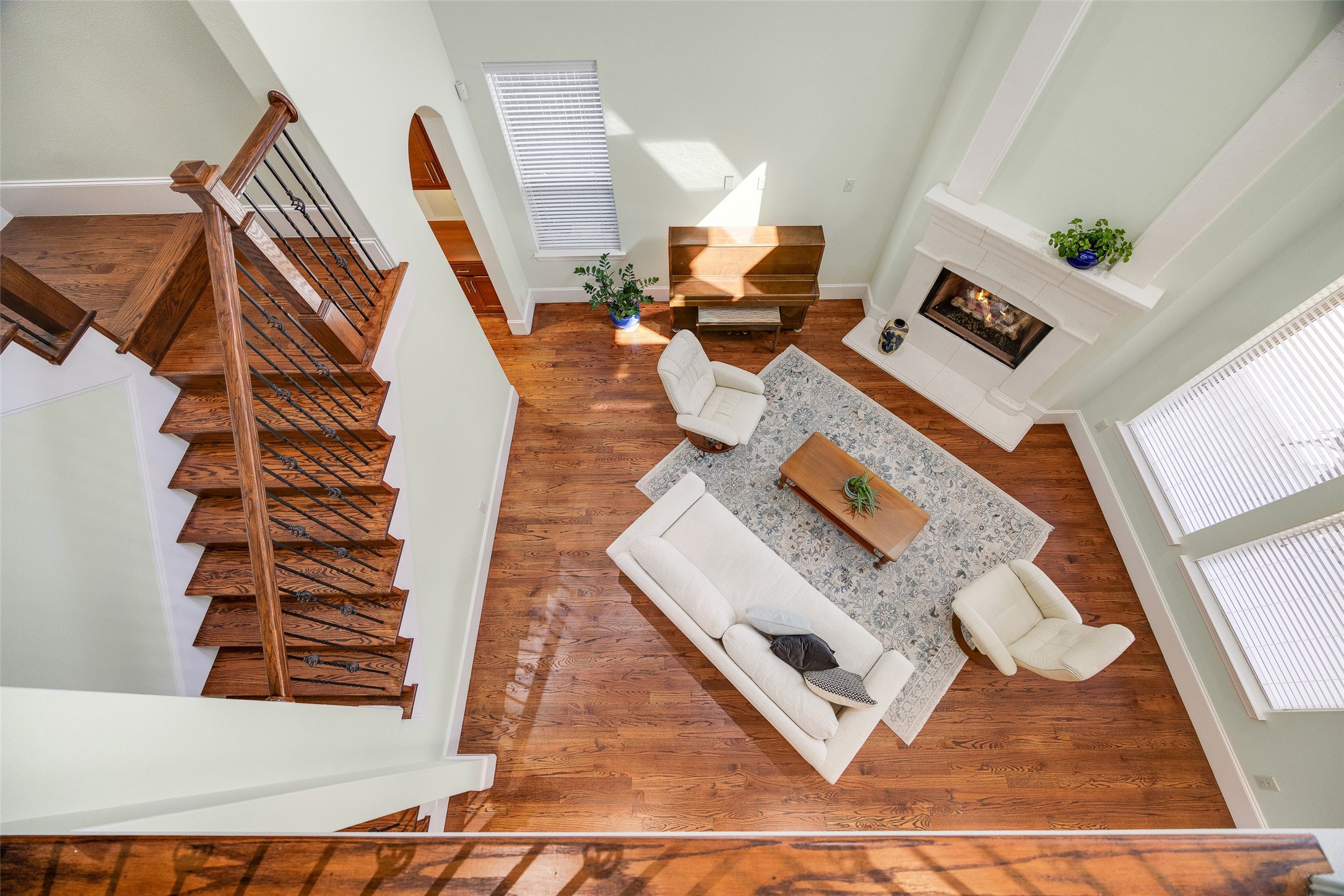 6306 Lakeshore Drive