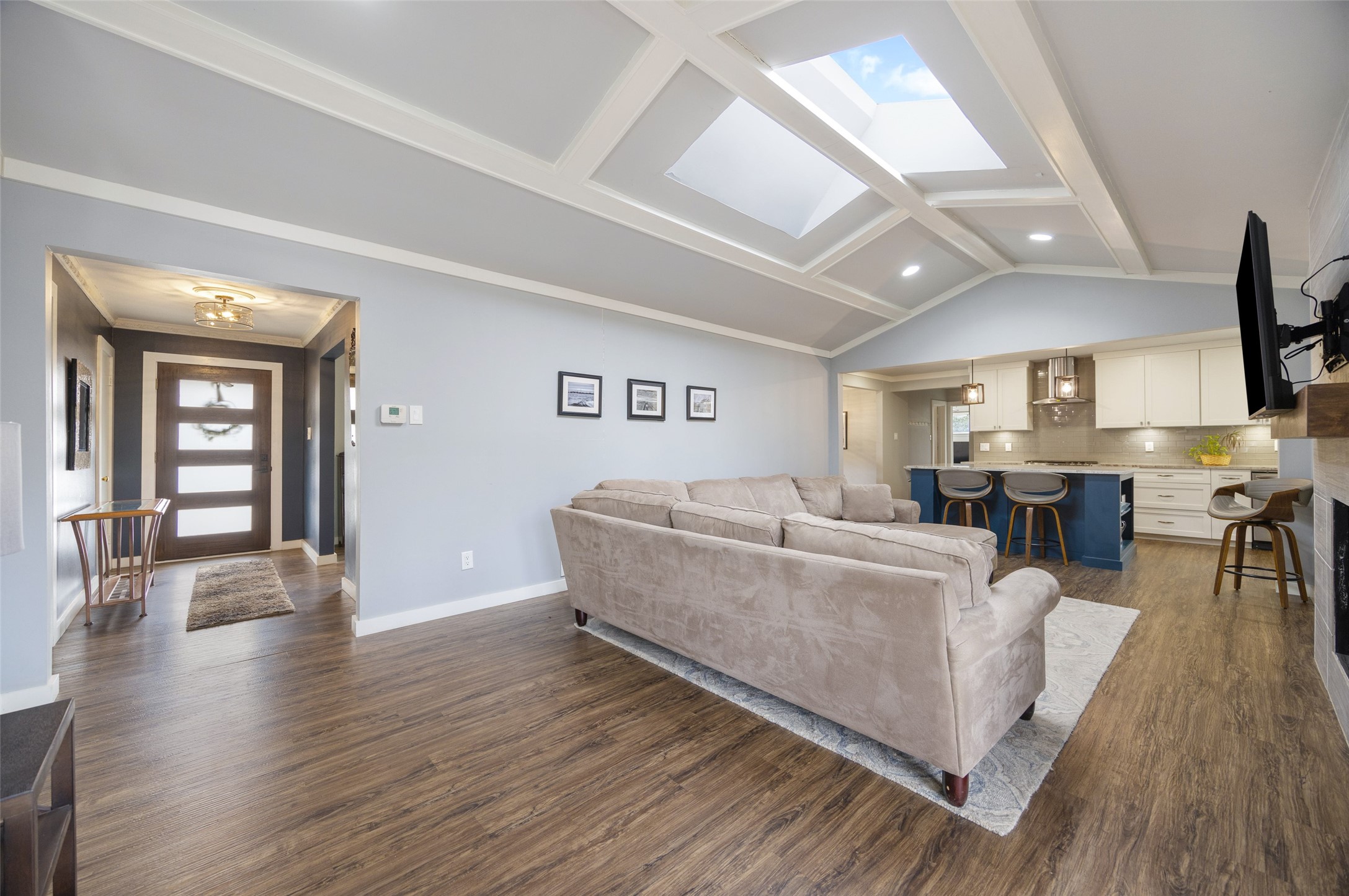 3787 Vinecrest Drive