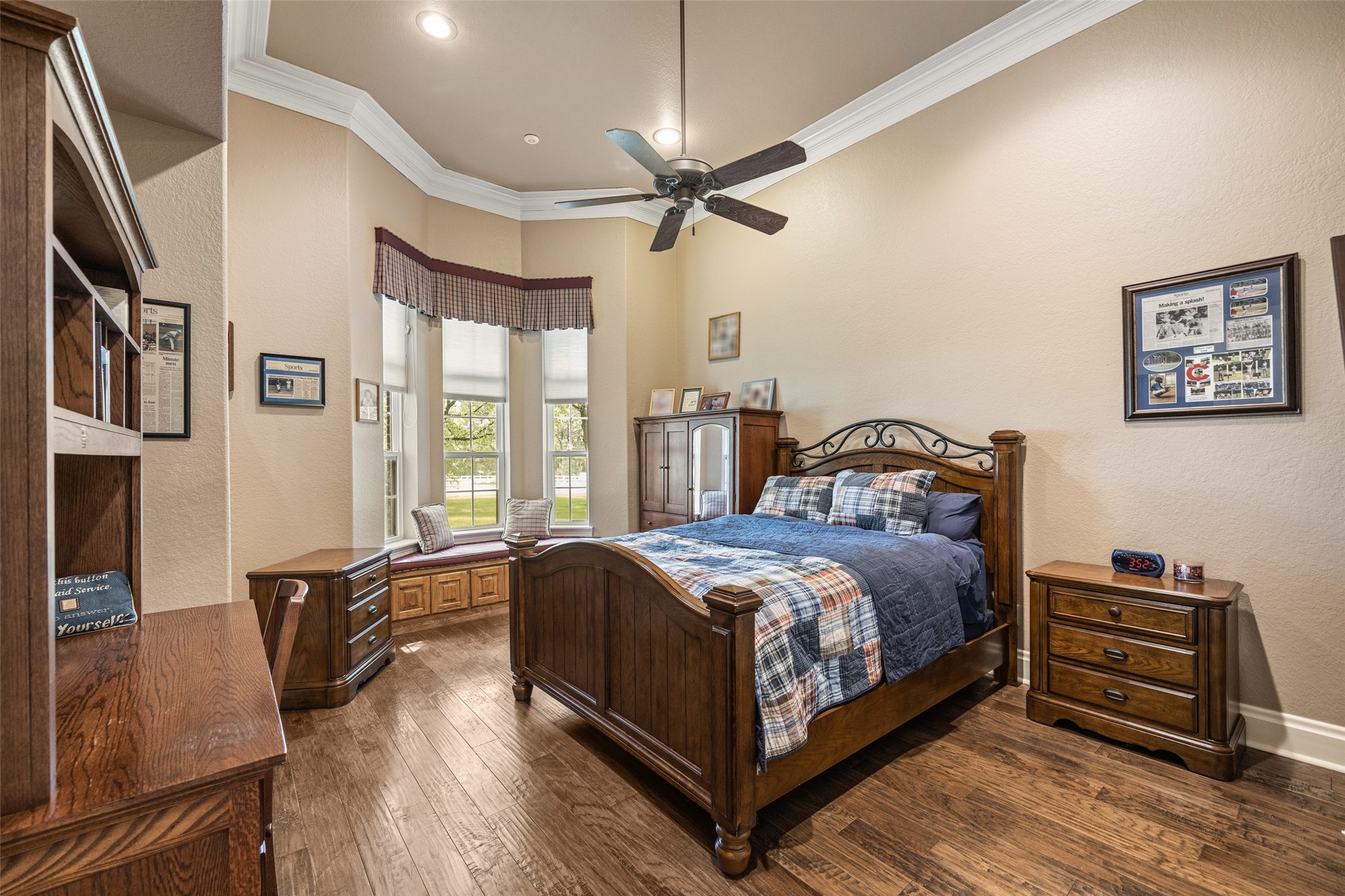4390 Stonebridge