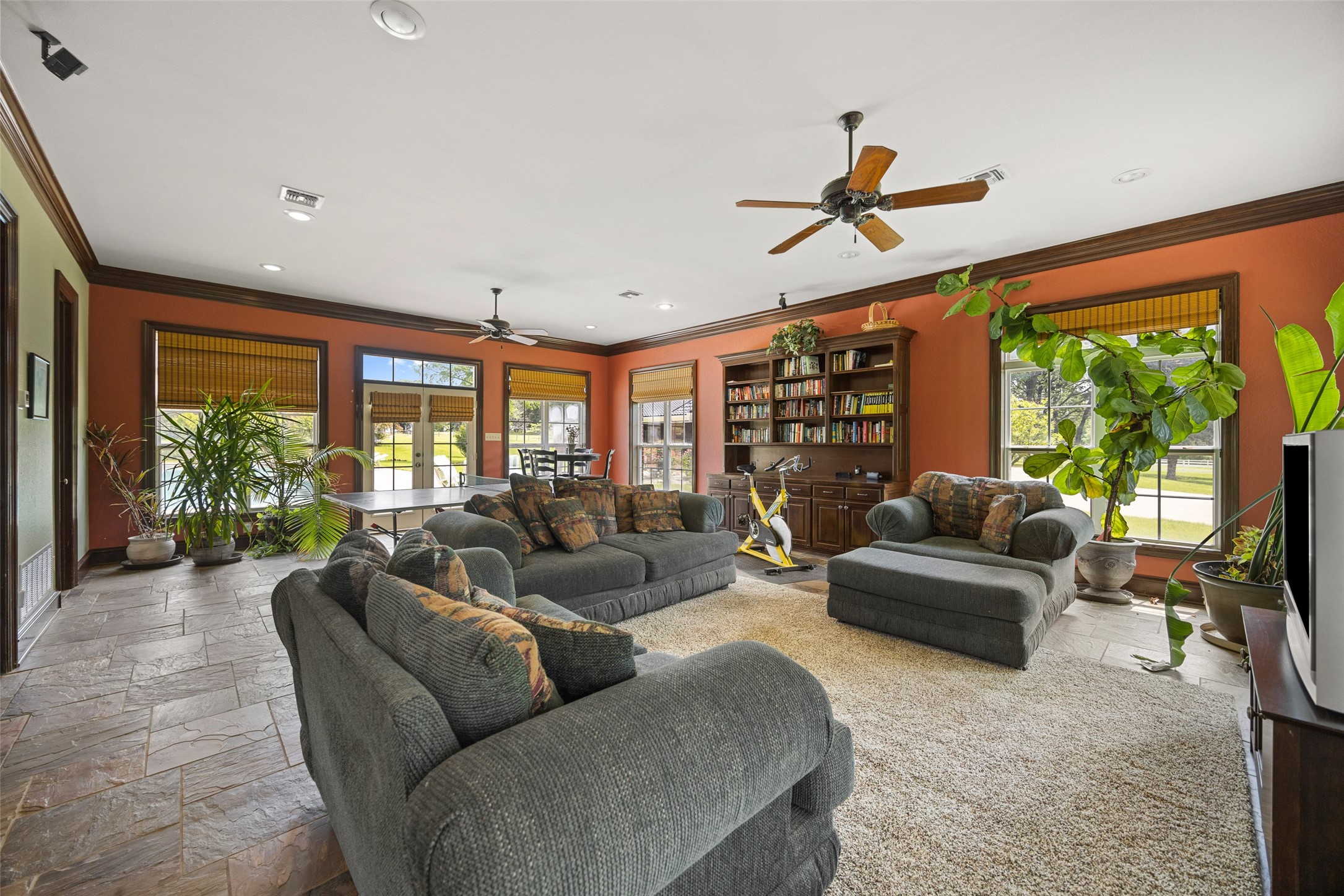 4390 Stonebridge
