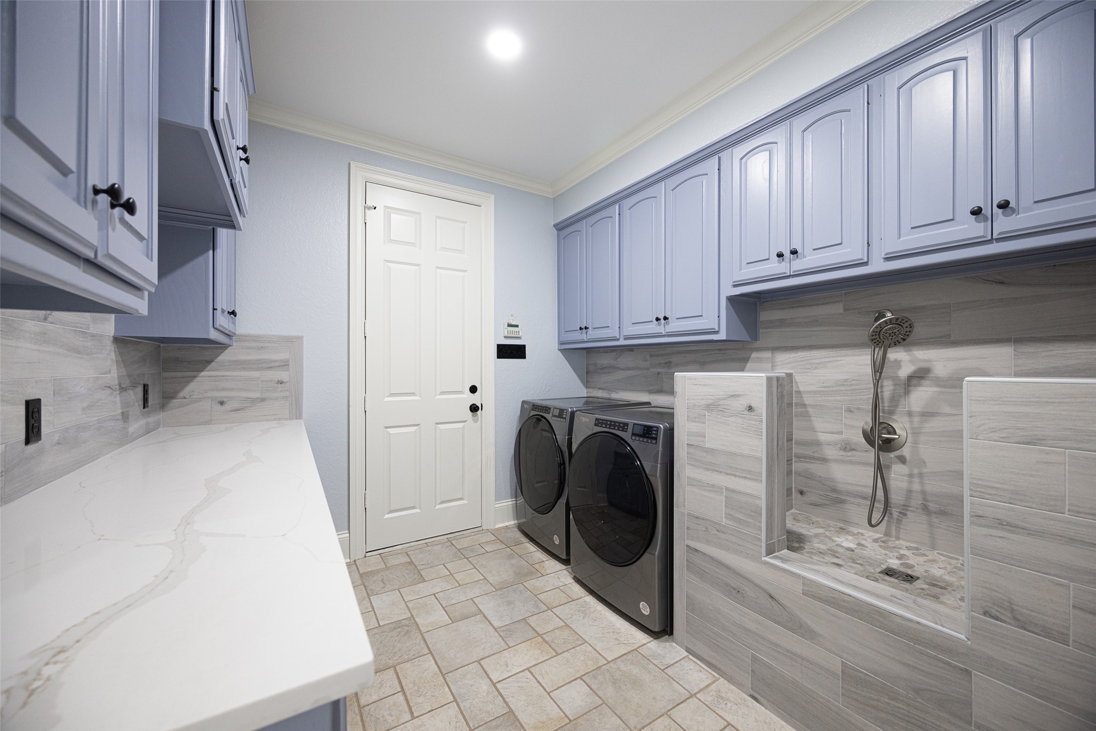 4390 Stonebridge