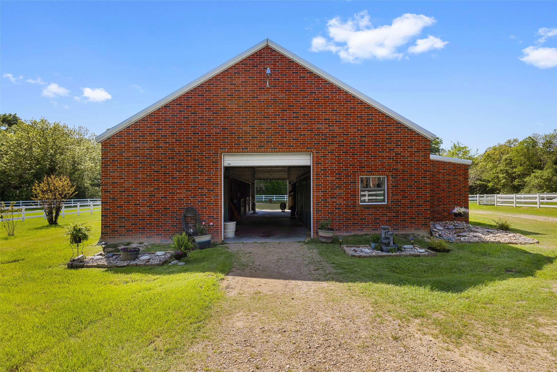 4390 Stonebridge