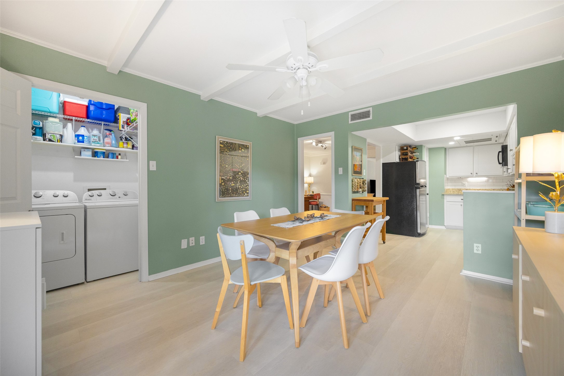 6018 E University Boulevard 201