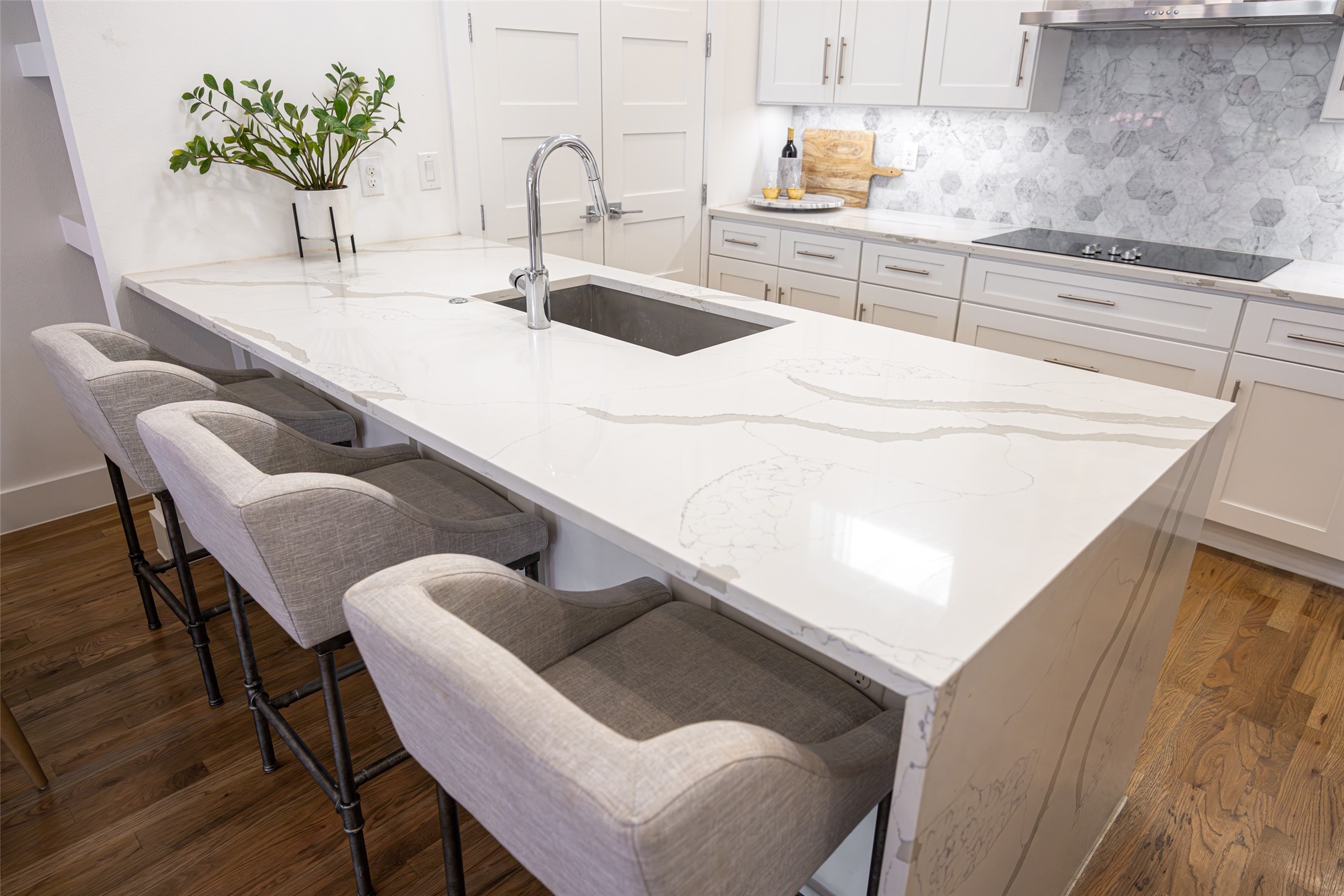 1727 Caddo Street 103