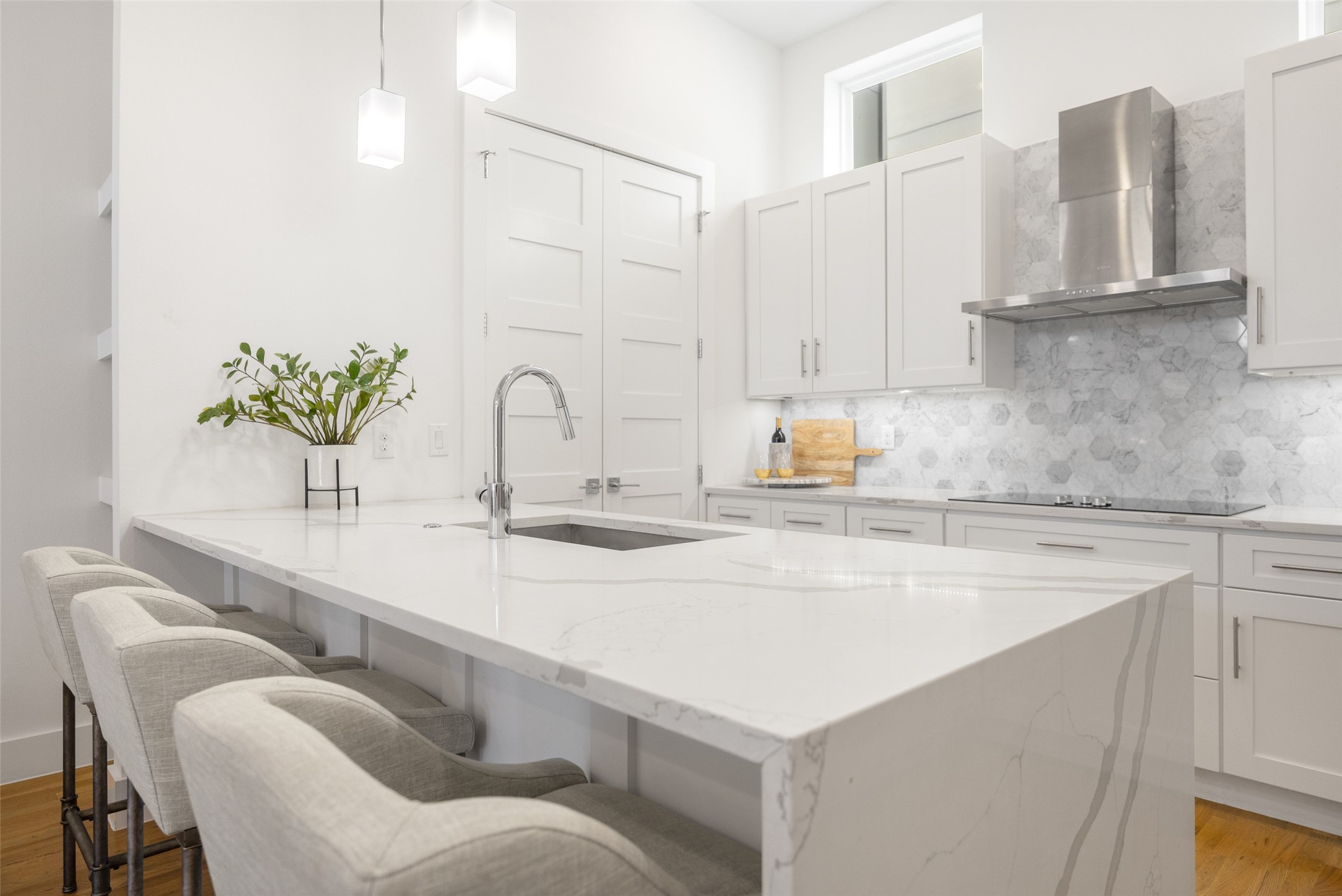 1727 Caddo Street 103