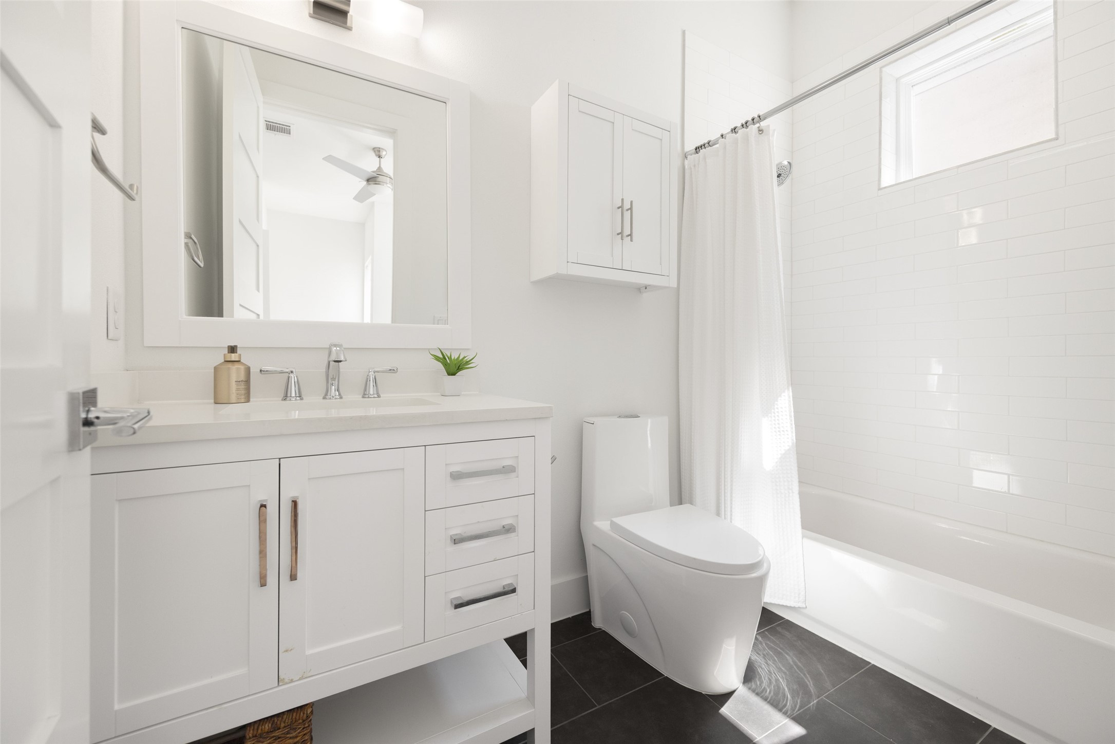 1727 Caddo Street 103