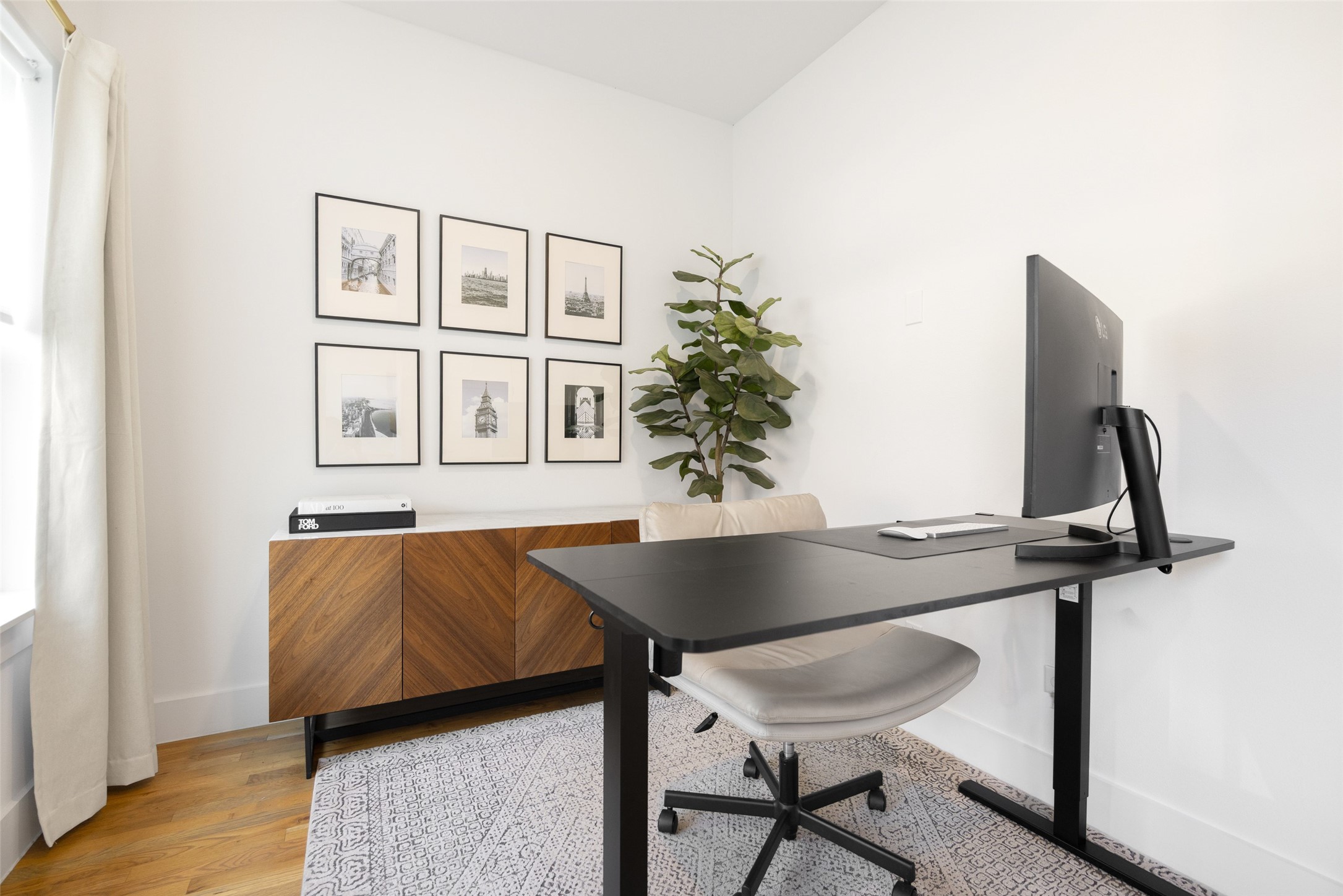 1727 Caddo Street 103