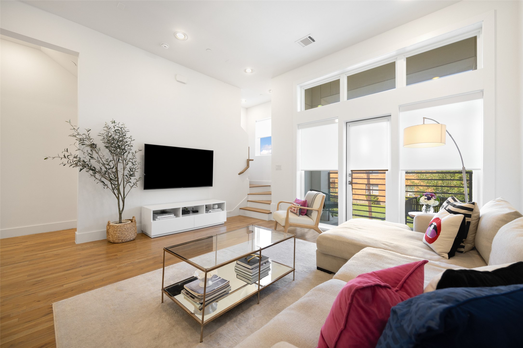 1727 Caddo Street 103