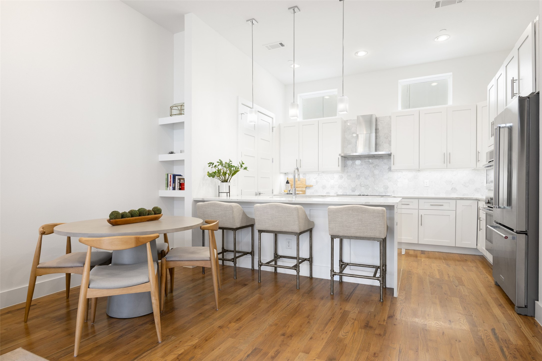 1727 Caddo Street 103