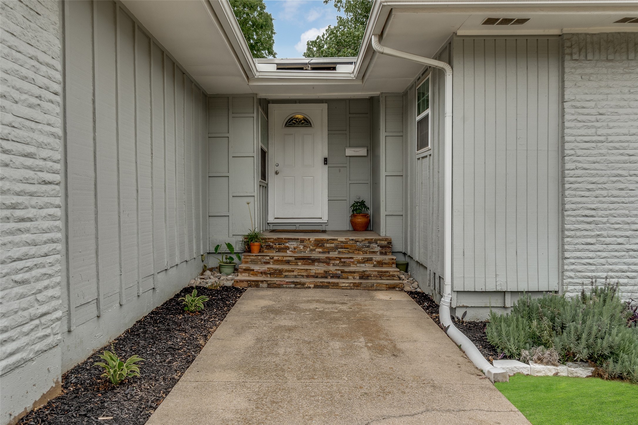 2501 Briarcliff Drive