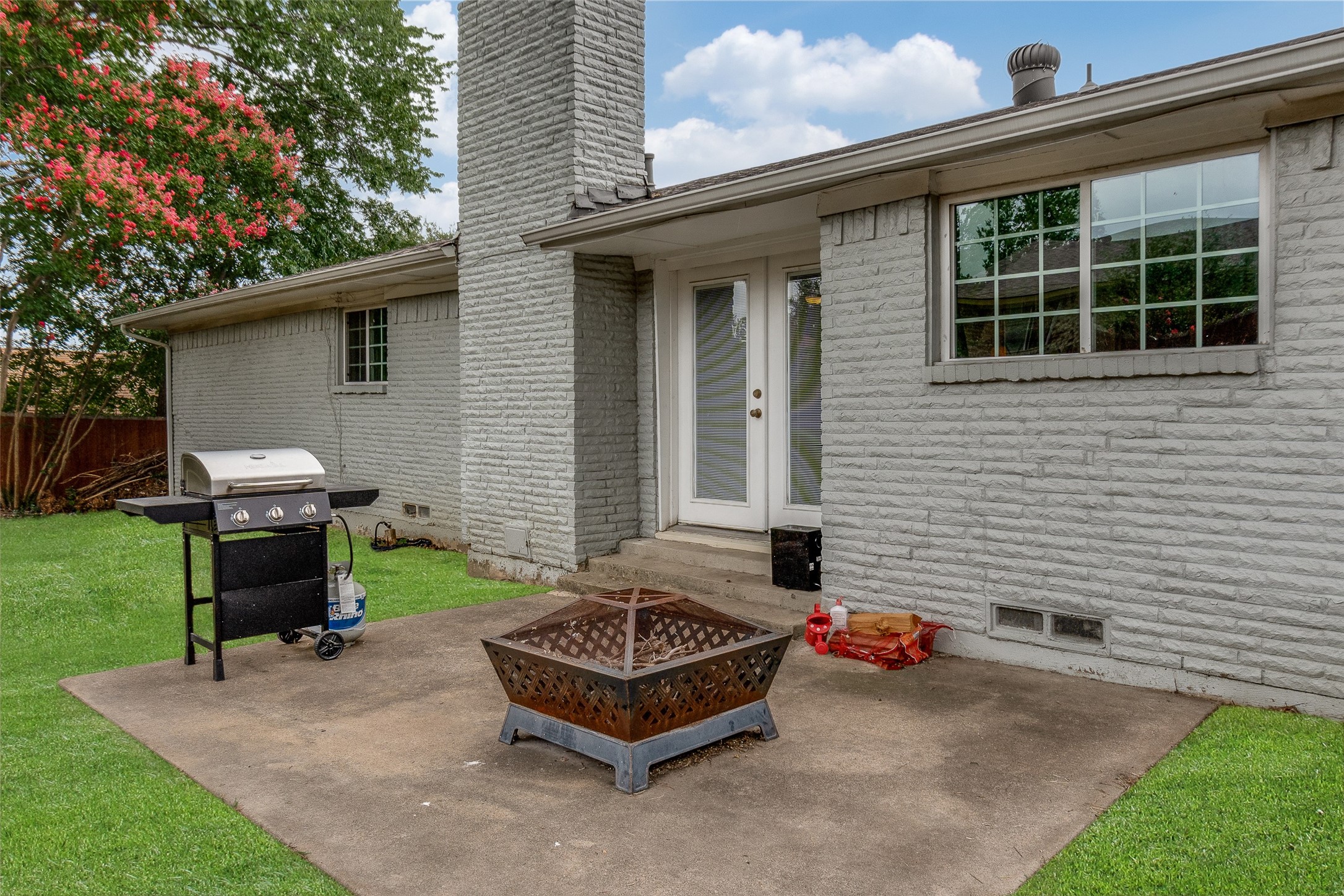 2501 Briarcliff Drive