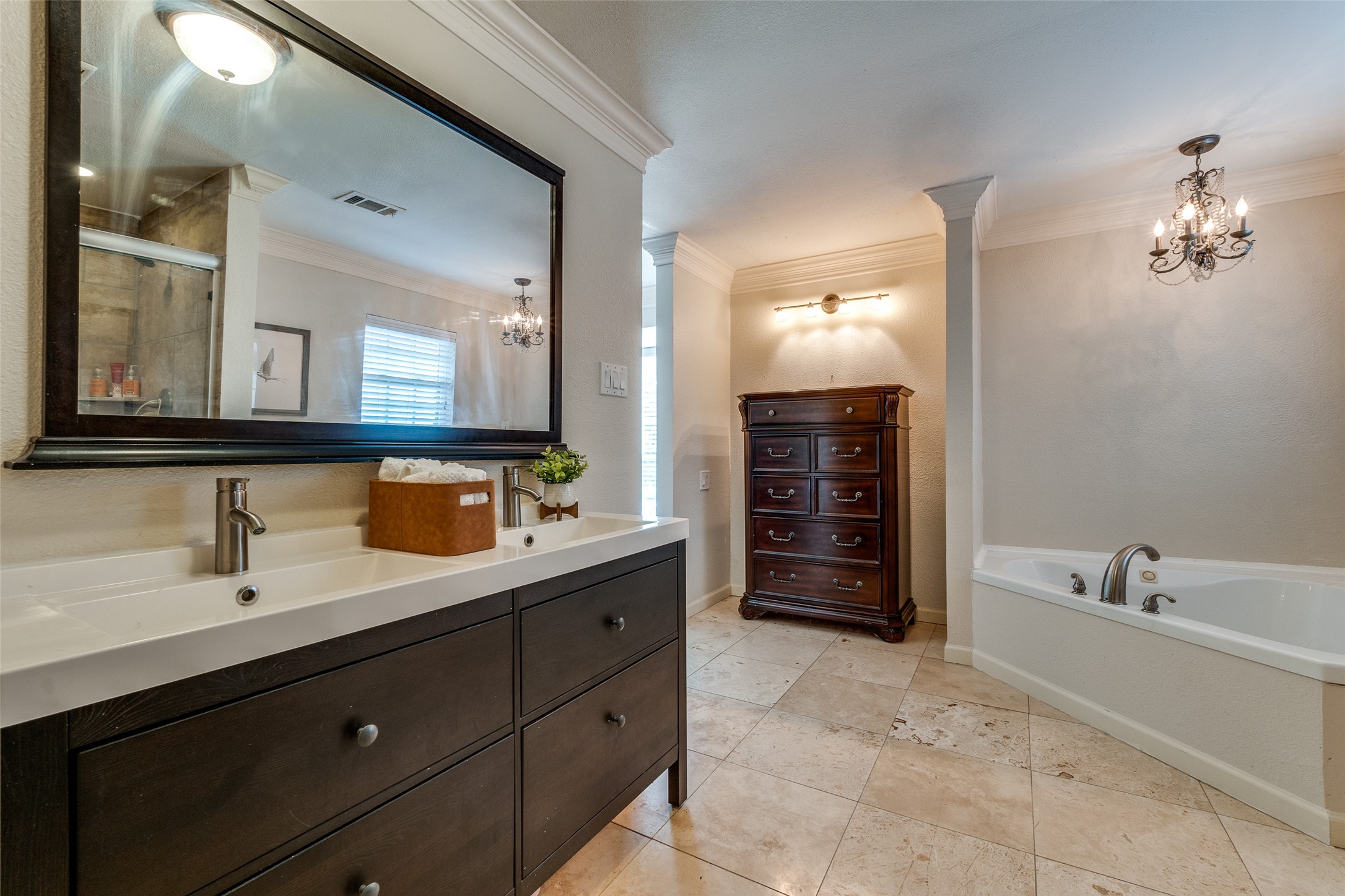 2501 Briarcliff Drive