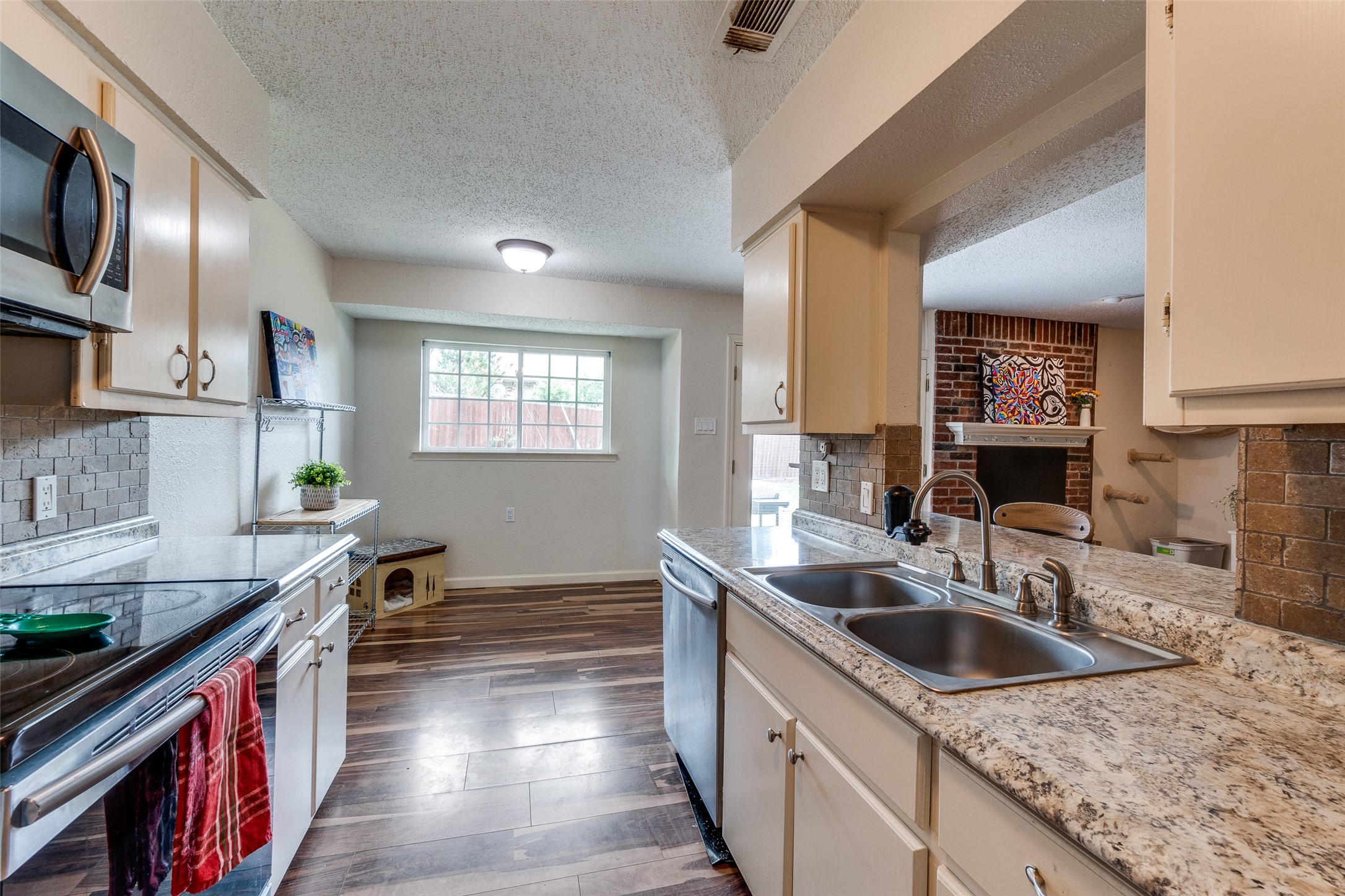 2501 Briarcliff Drive