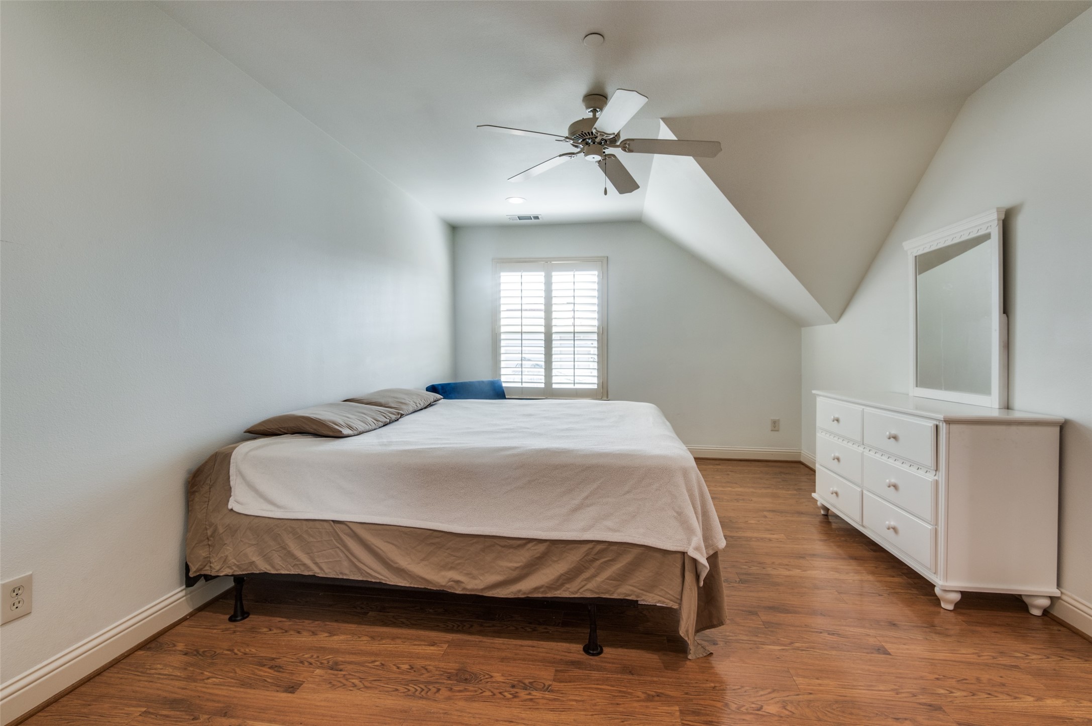 3420 Westminster Avenue 3