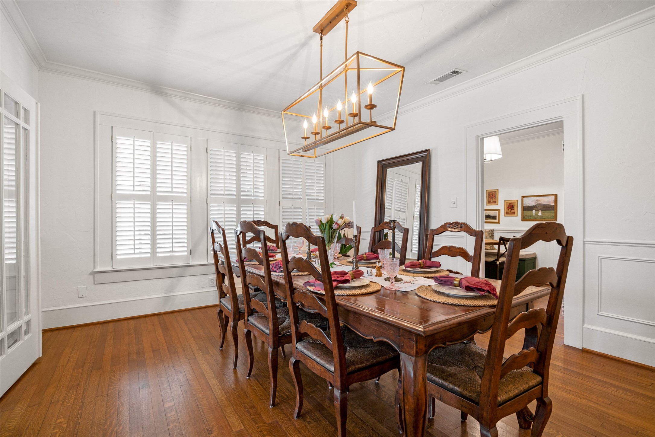 5523 Ridgedale Avenue