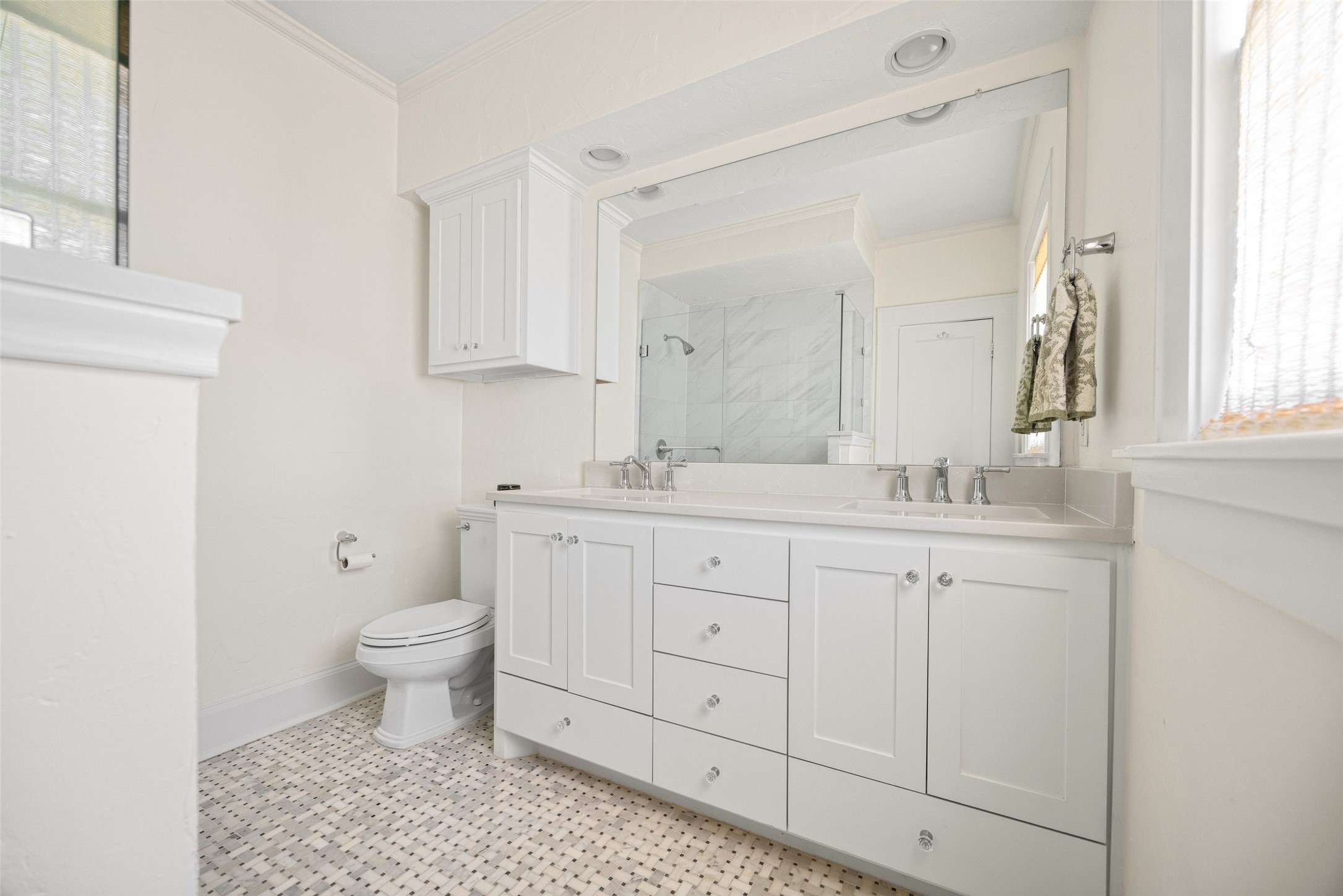 5523 Ridgedale Avenue