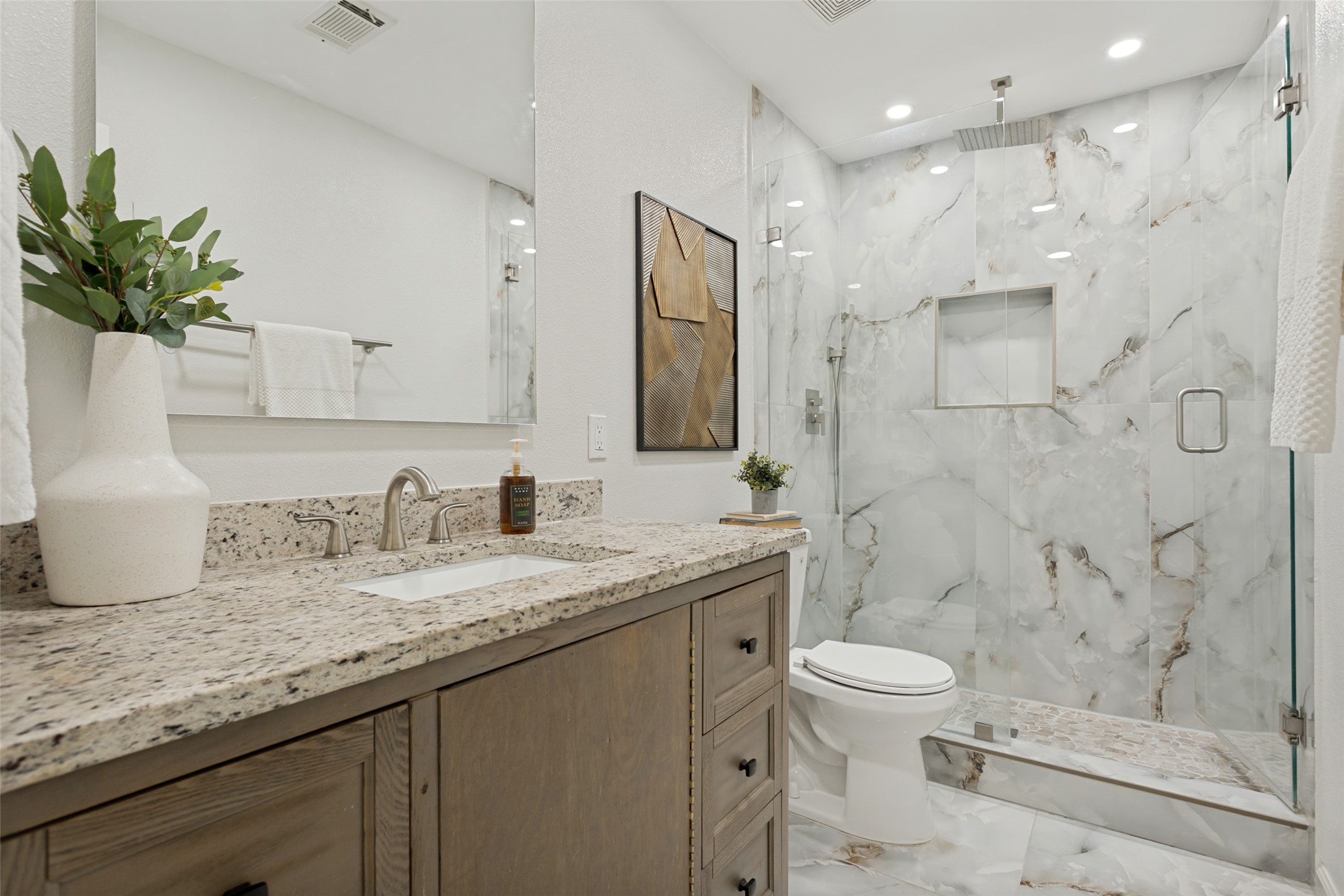 1229 Forest Cove Lane