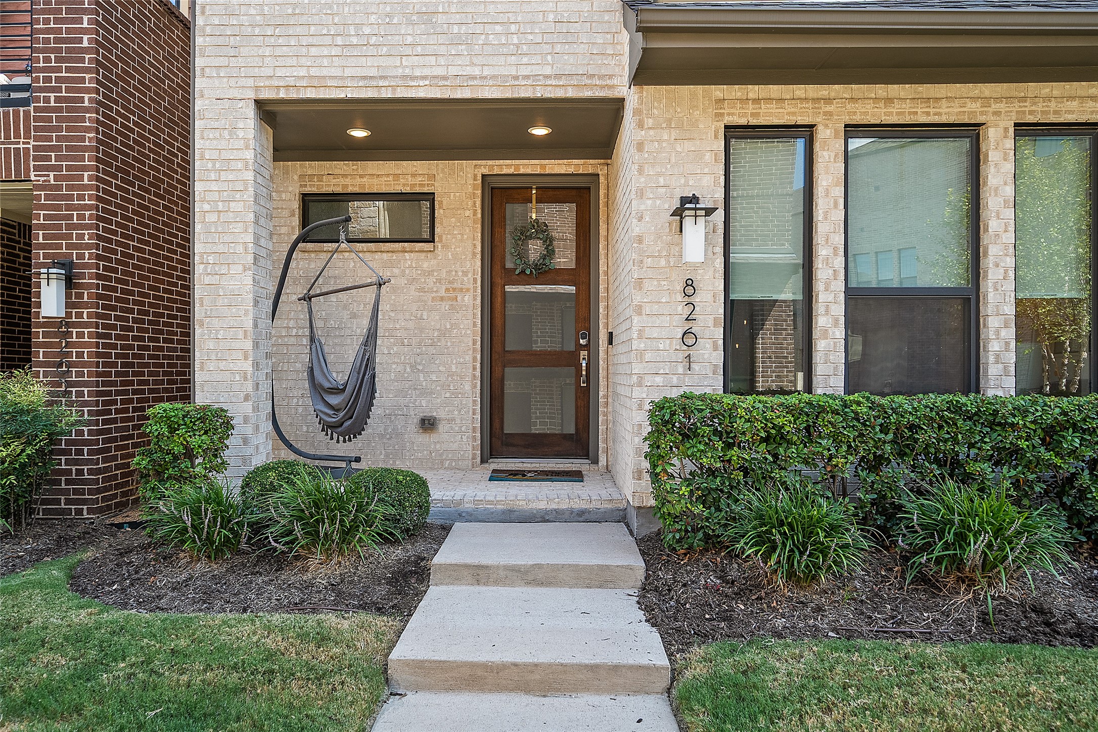 8261 Laflin Lane