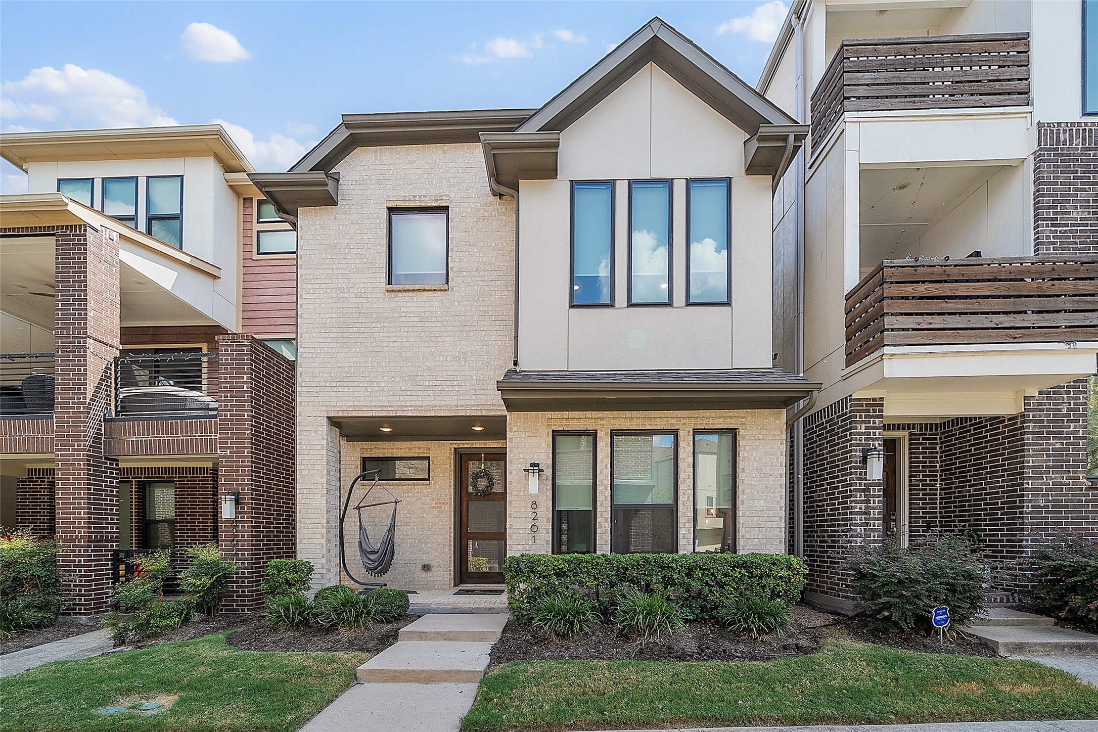8261 Laflin Lane