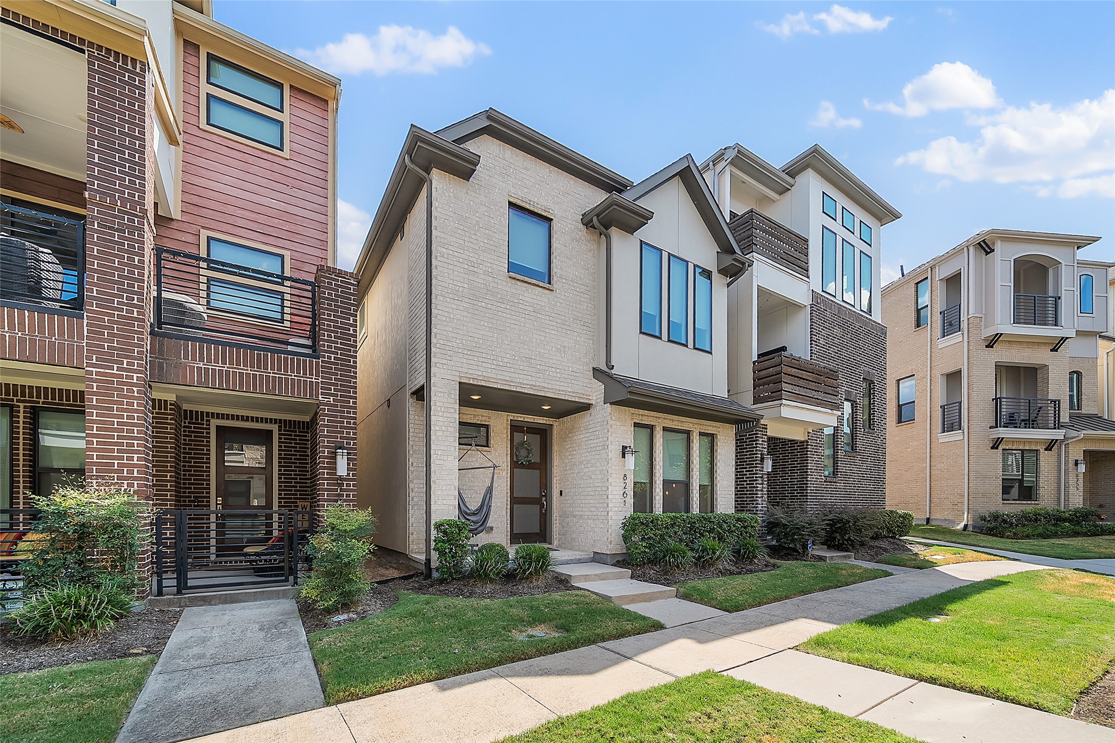 8261 Laflin Lane