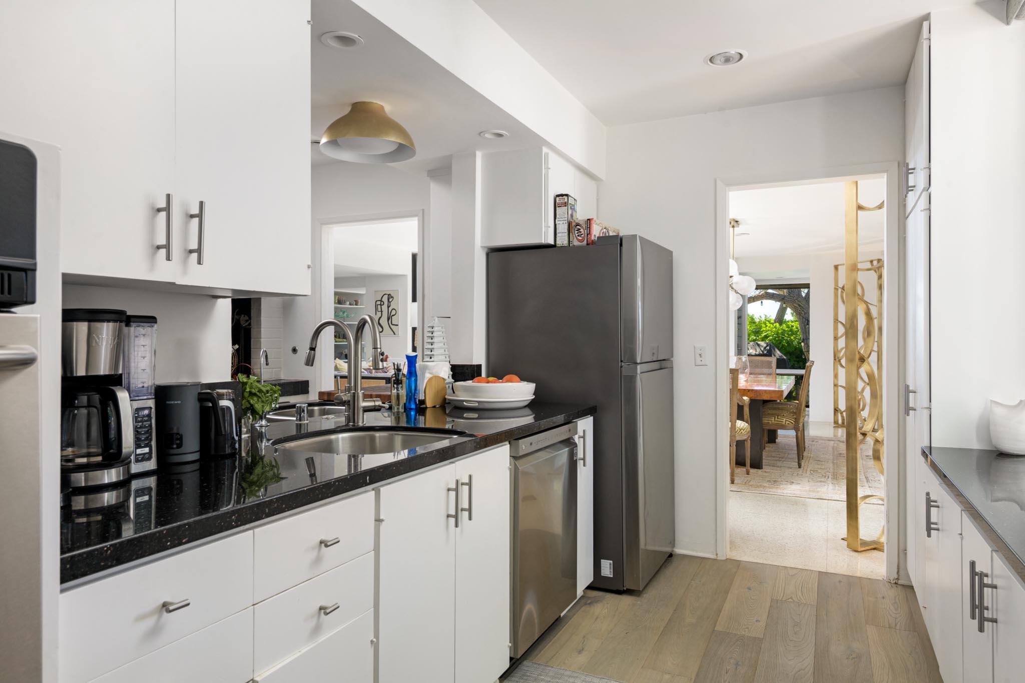 1695 Fernald Point Lane, MONTECITO