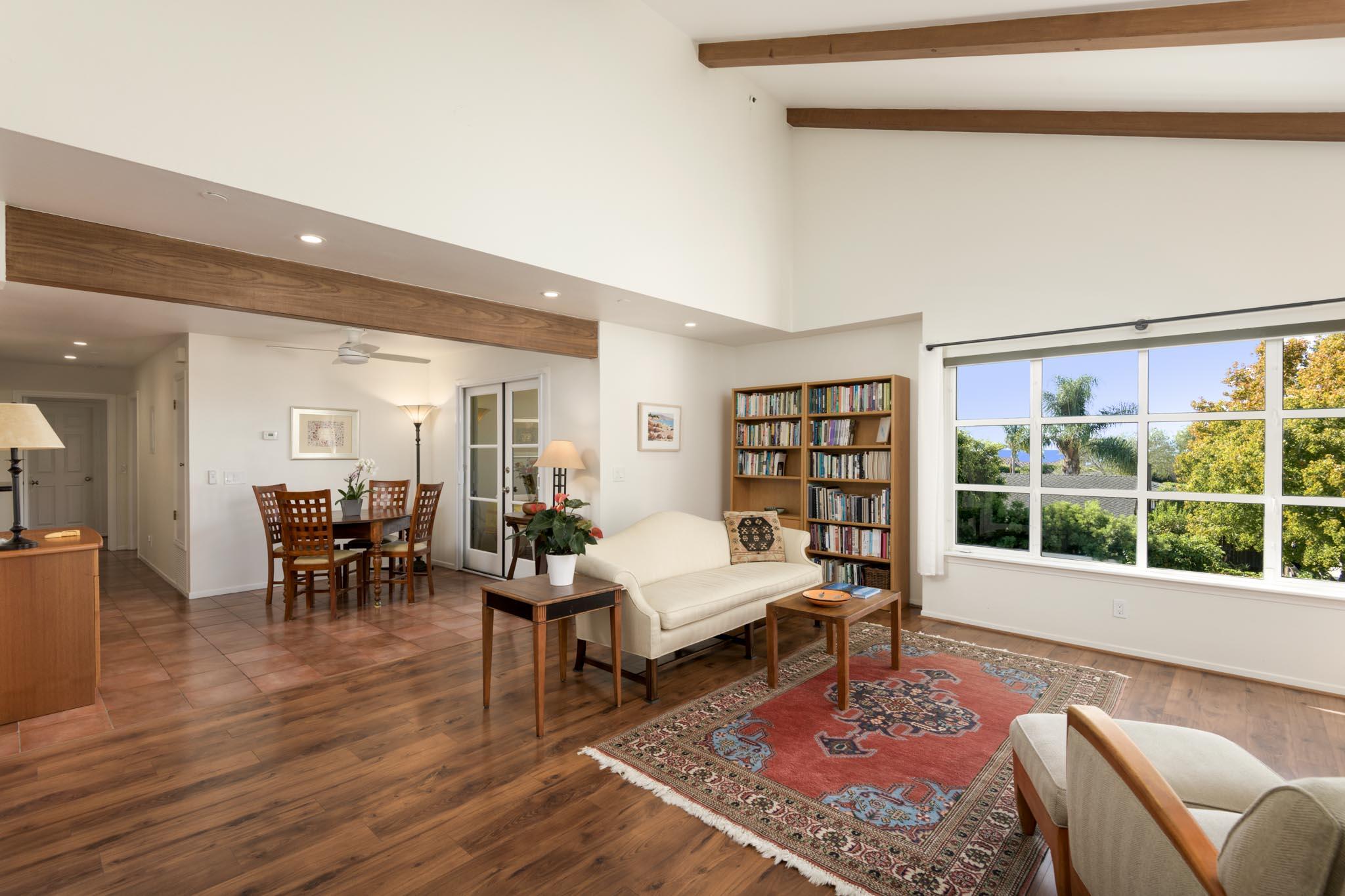 1809 Cliff Drive Apt 1