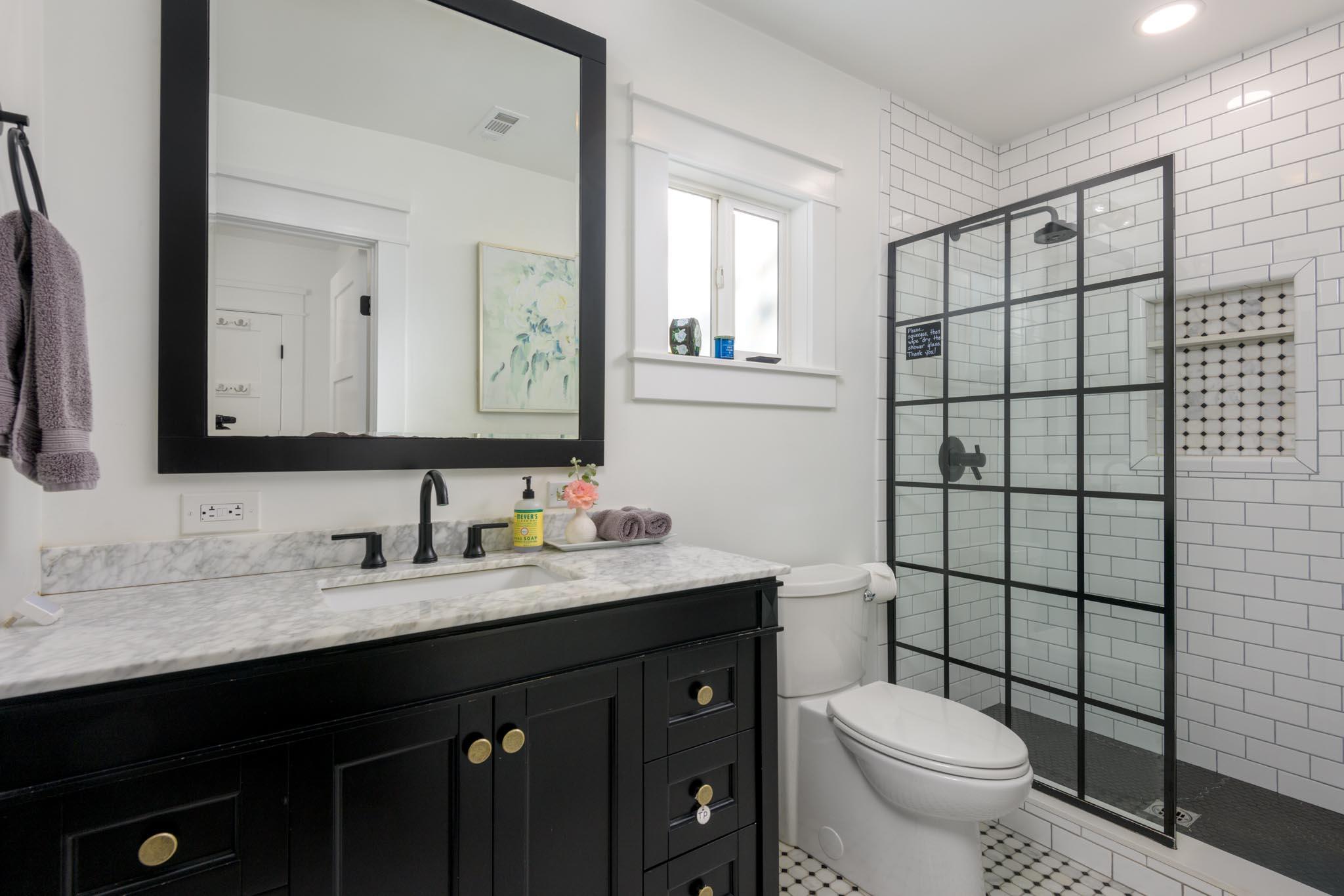 496 N La Cumbre Road