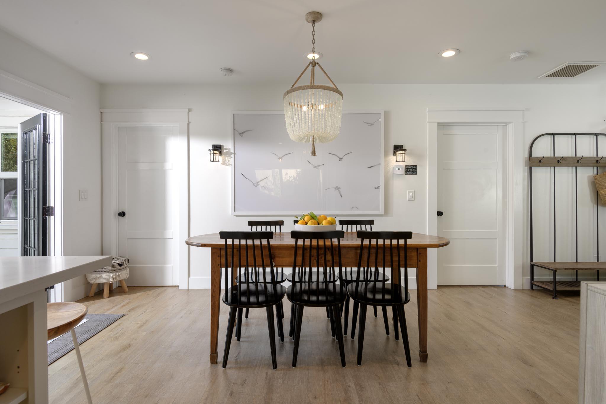 496 N La Cumbre Road