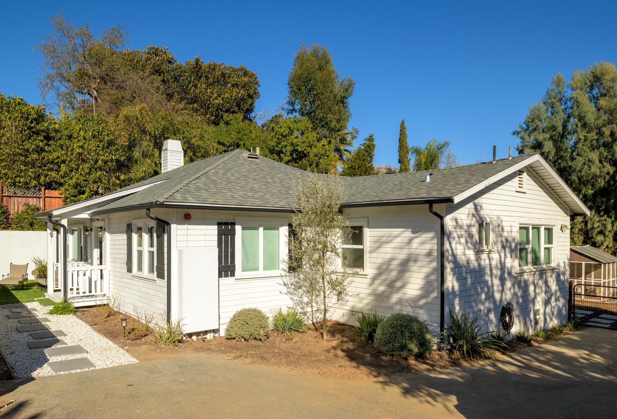 496 N La Cumbre Road