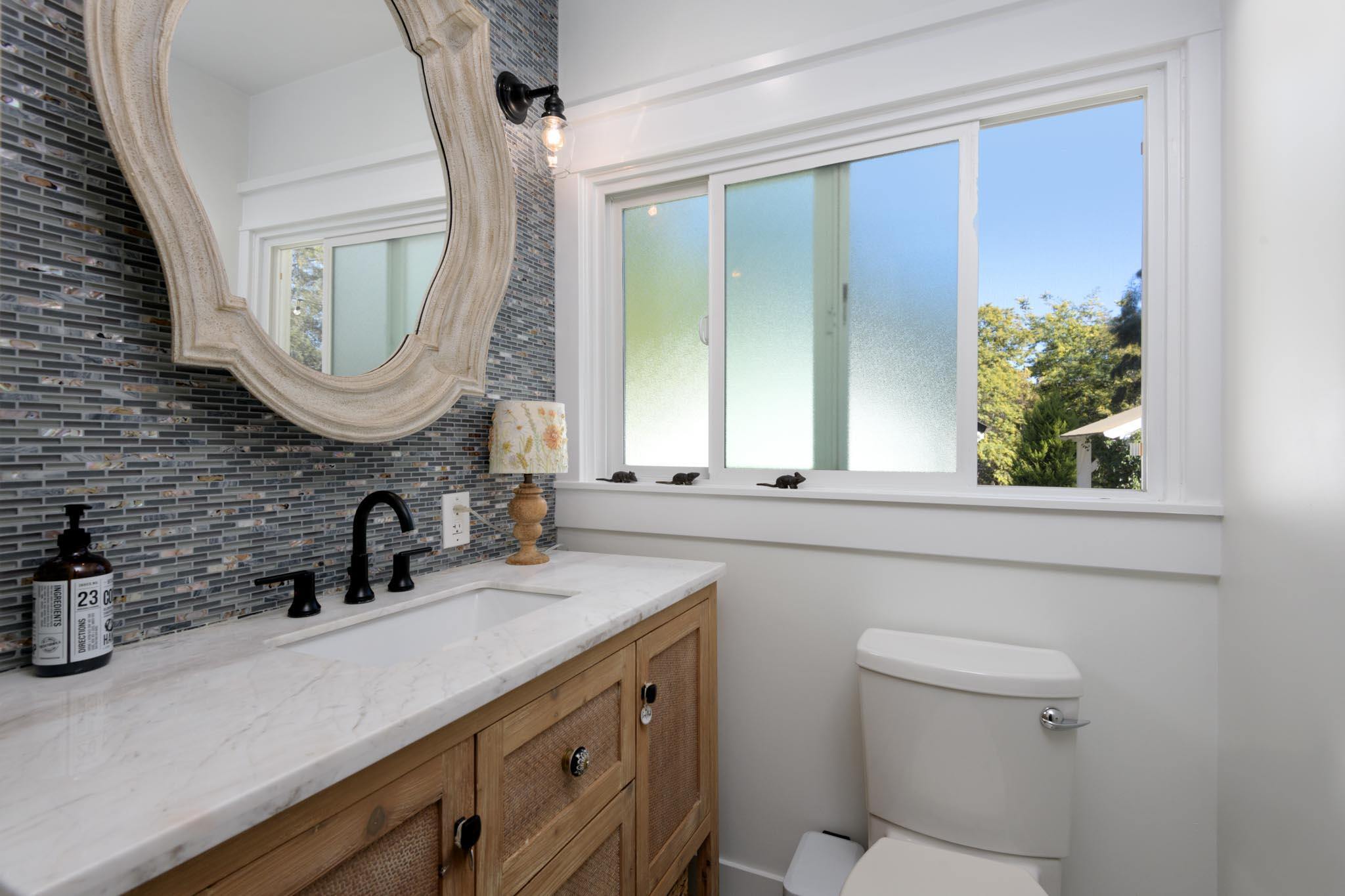 496 N La Cumbre Road