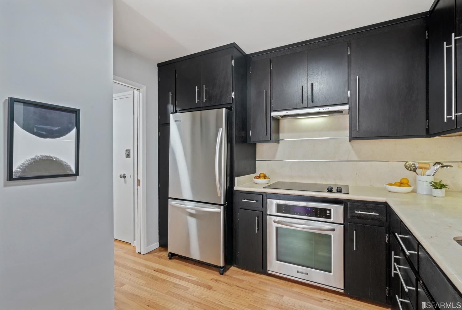 184 Locksley Avenue # 6