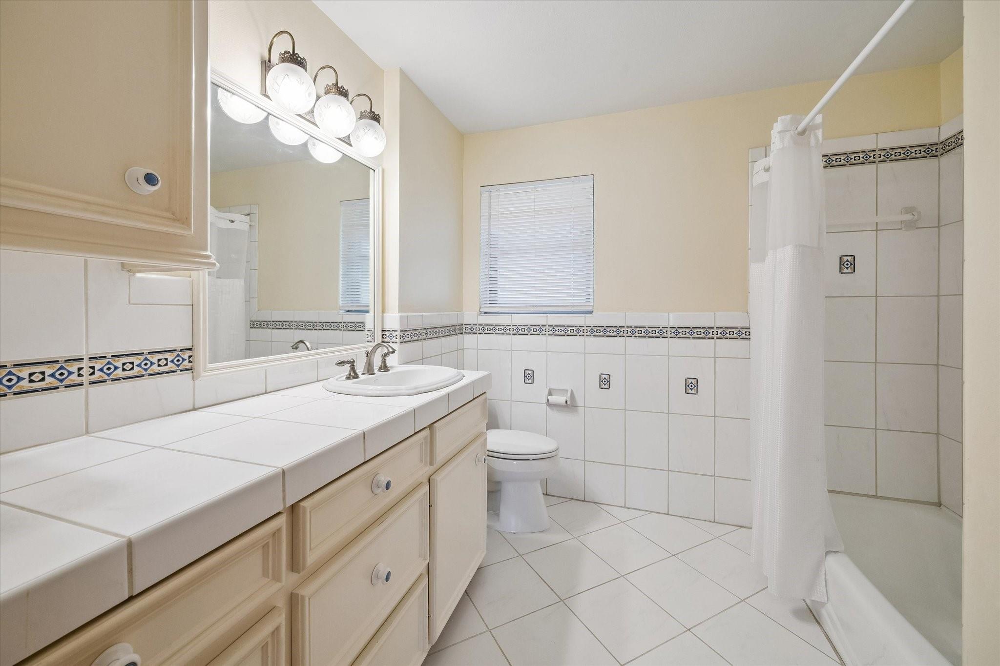 5314 Manor Creek Lane