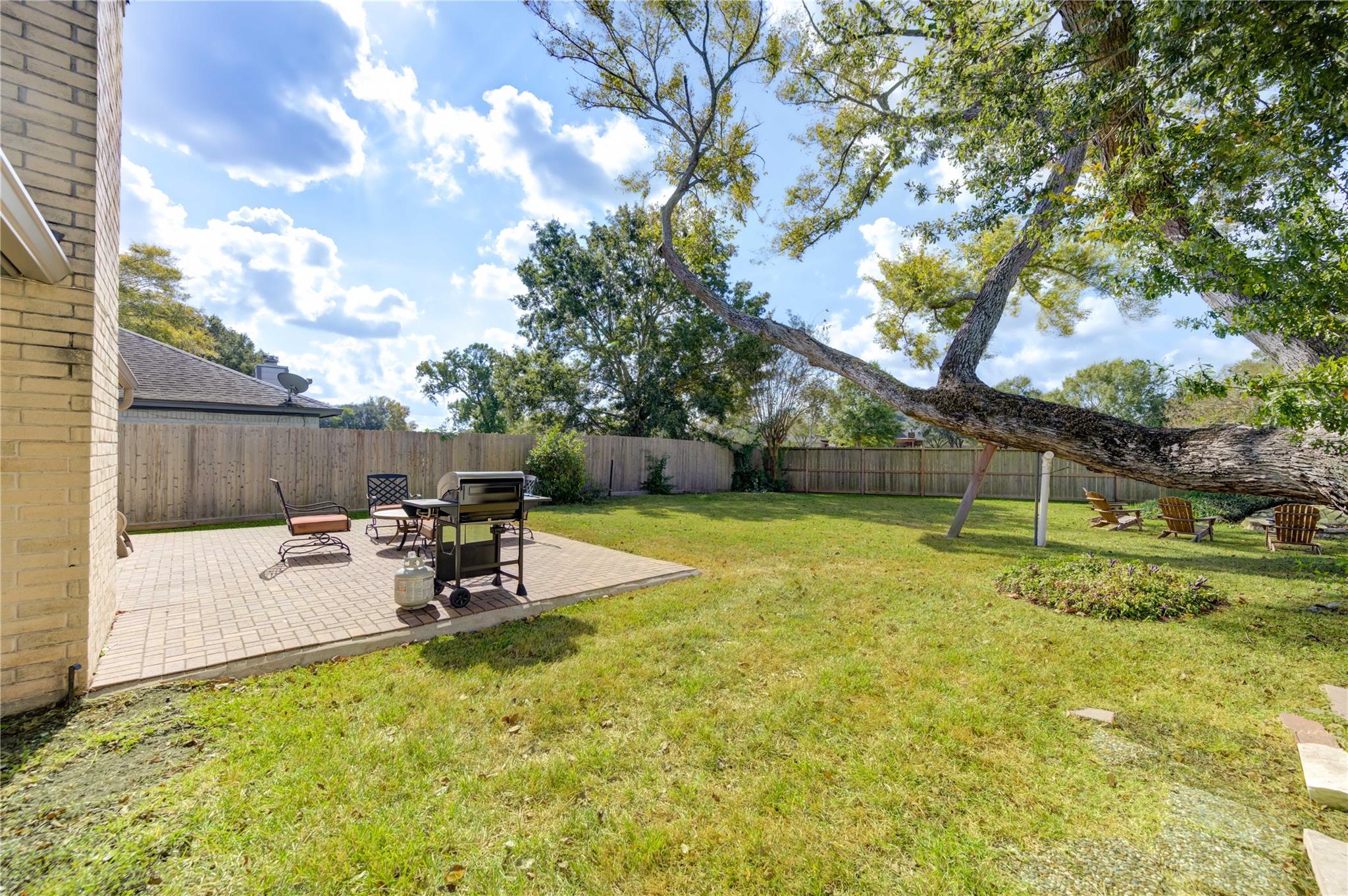 2410 Parkview Drive, Pearland