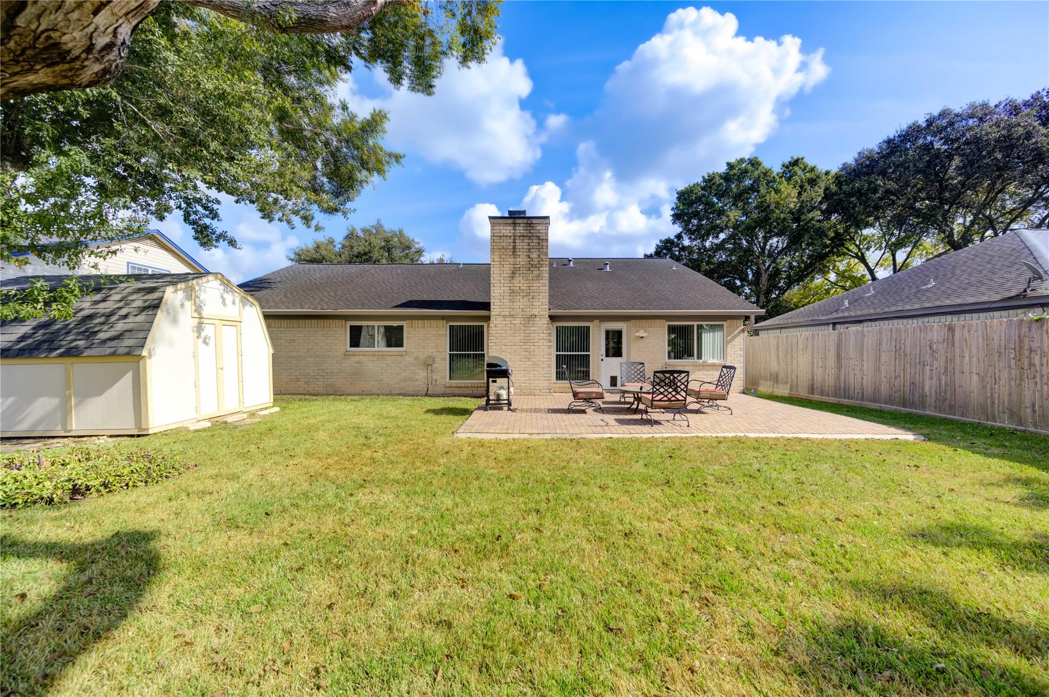 2410 Parkview Drive, Pearland