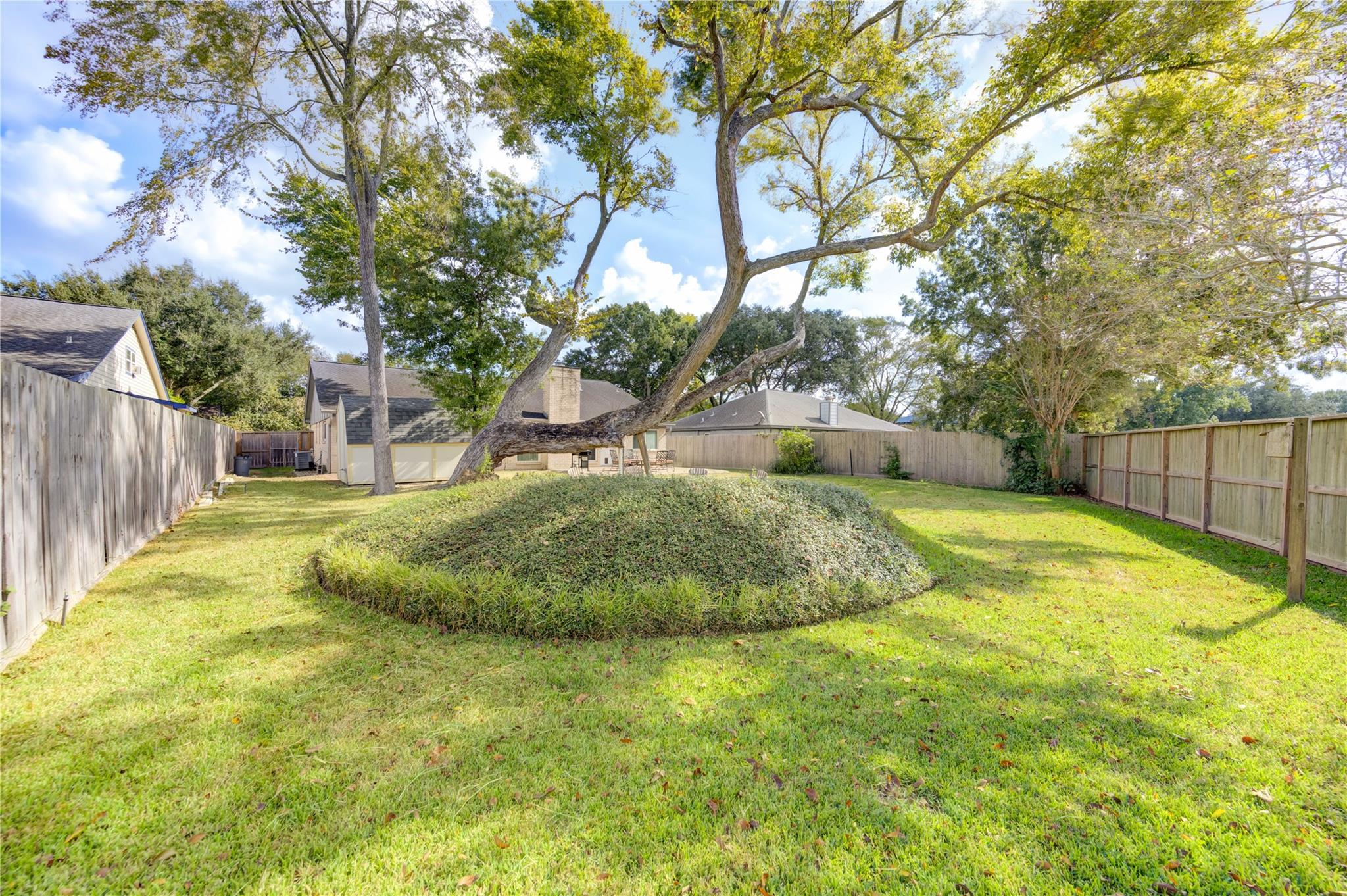 2410 Parkview Drive, Pearland
