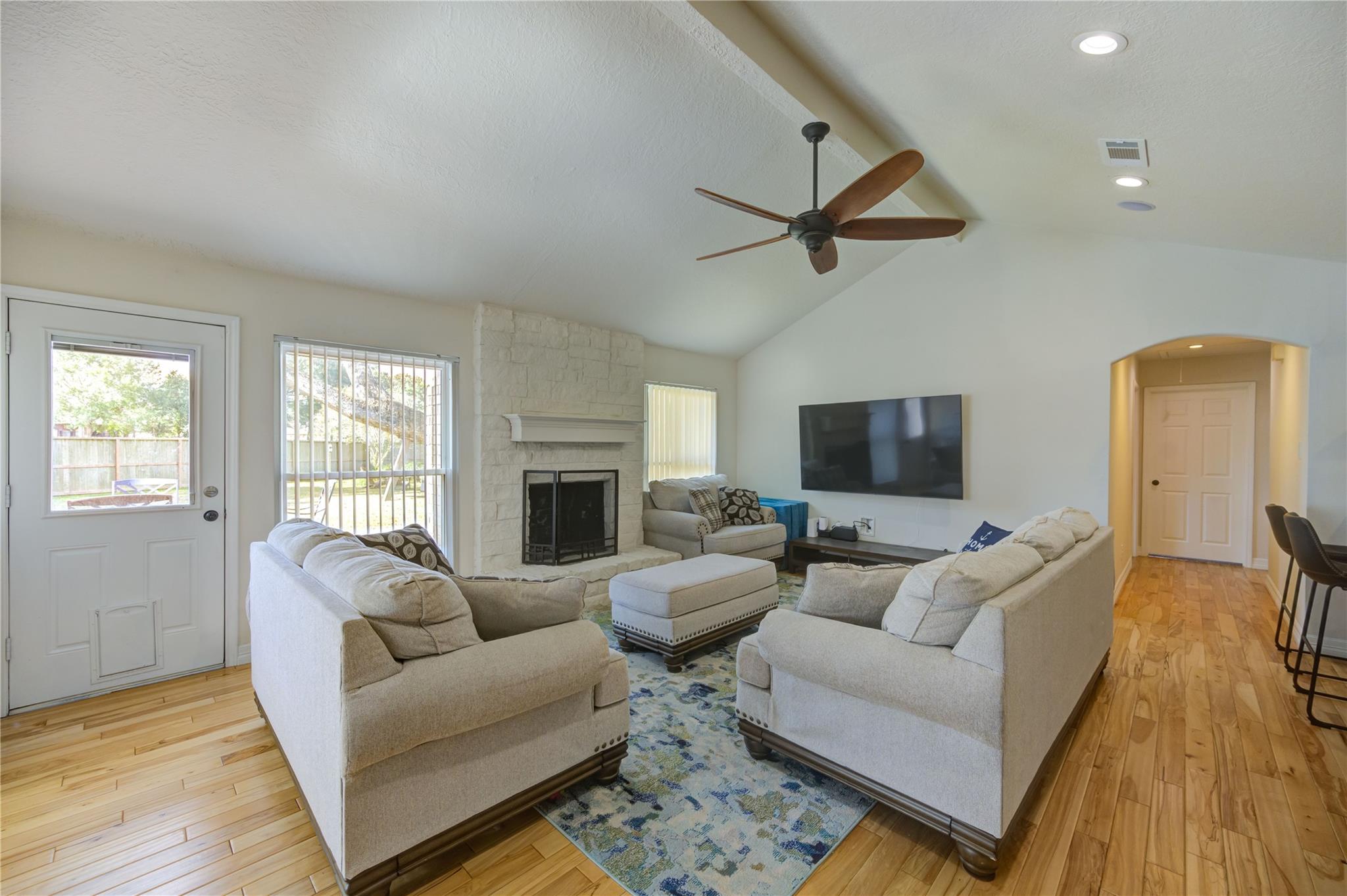 2410 Parkview Drive, Pearland