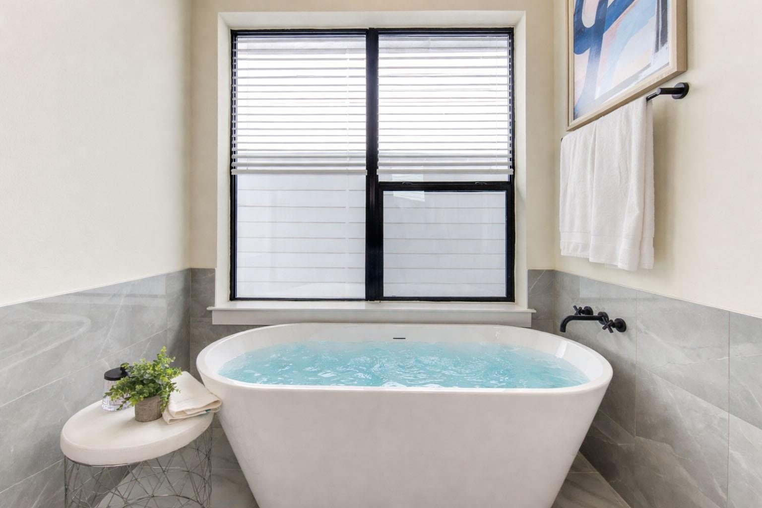 6135 Pacific Forest Drive