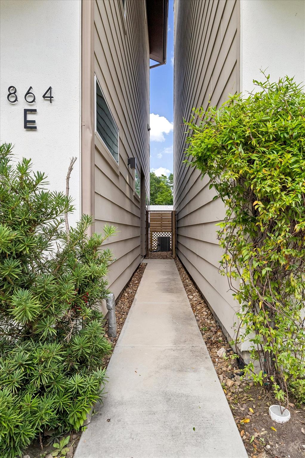 864 Wakefield Drive