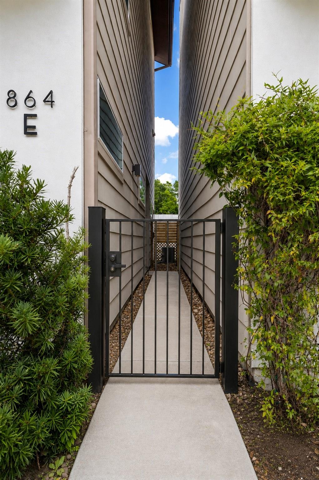 864 Wakefield Drive