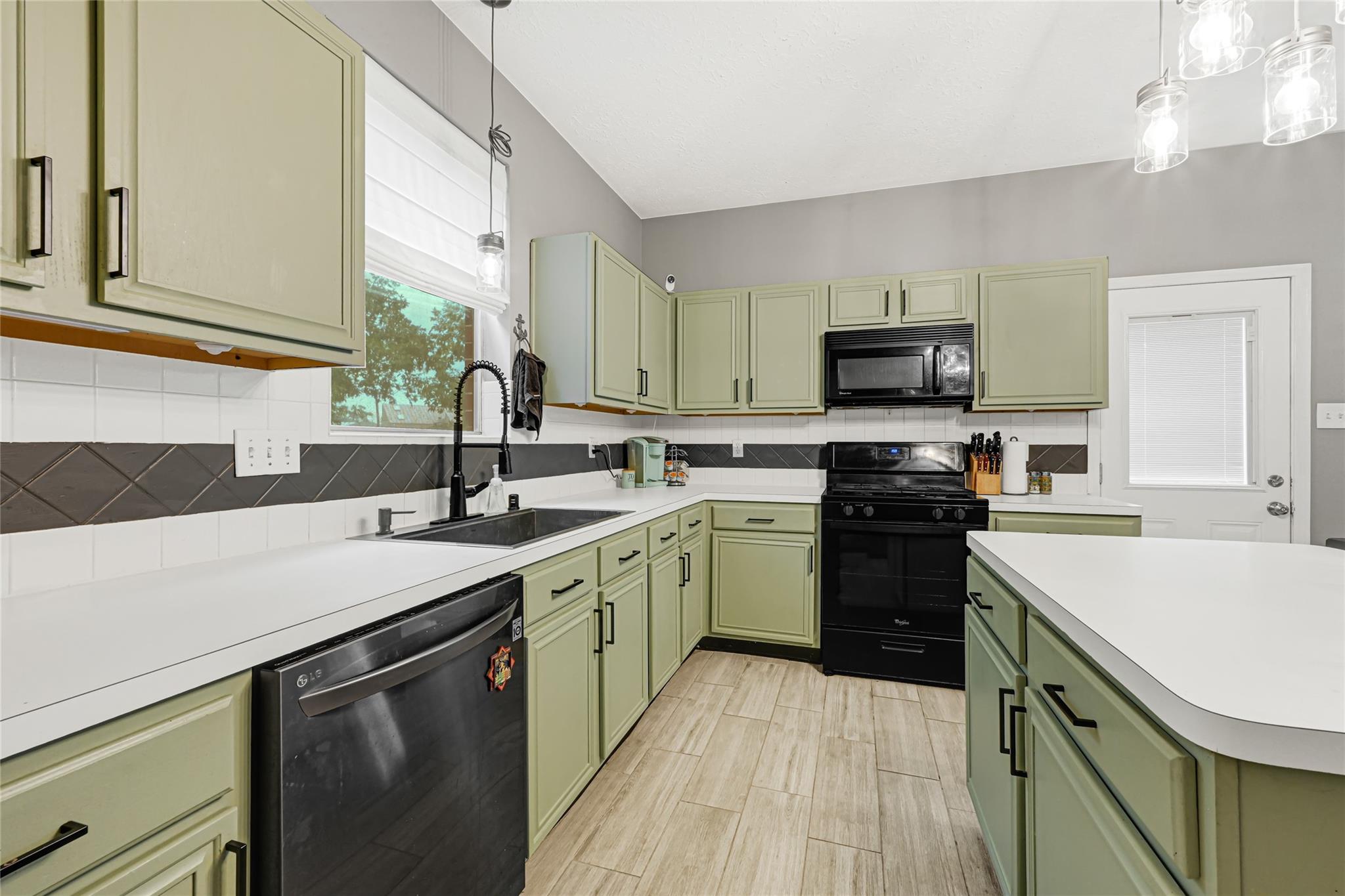 21118 Rushing Creek Lane