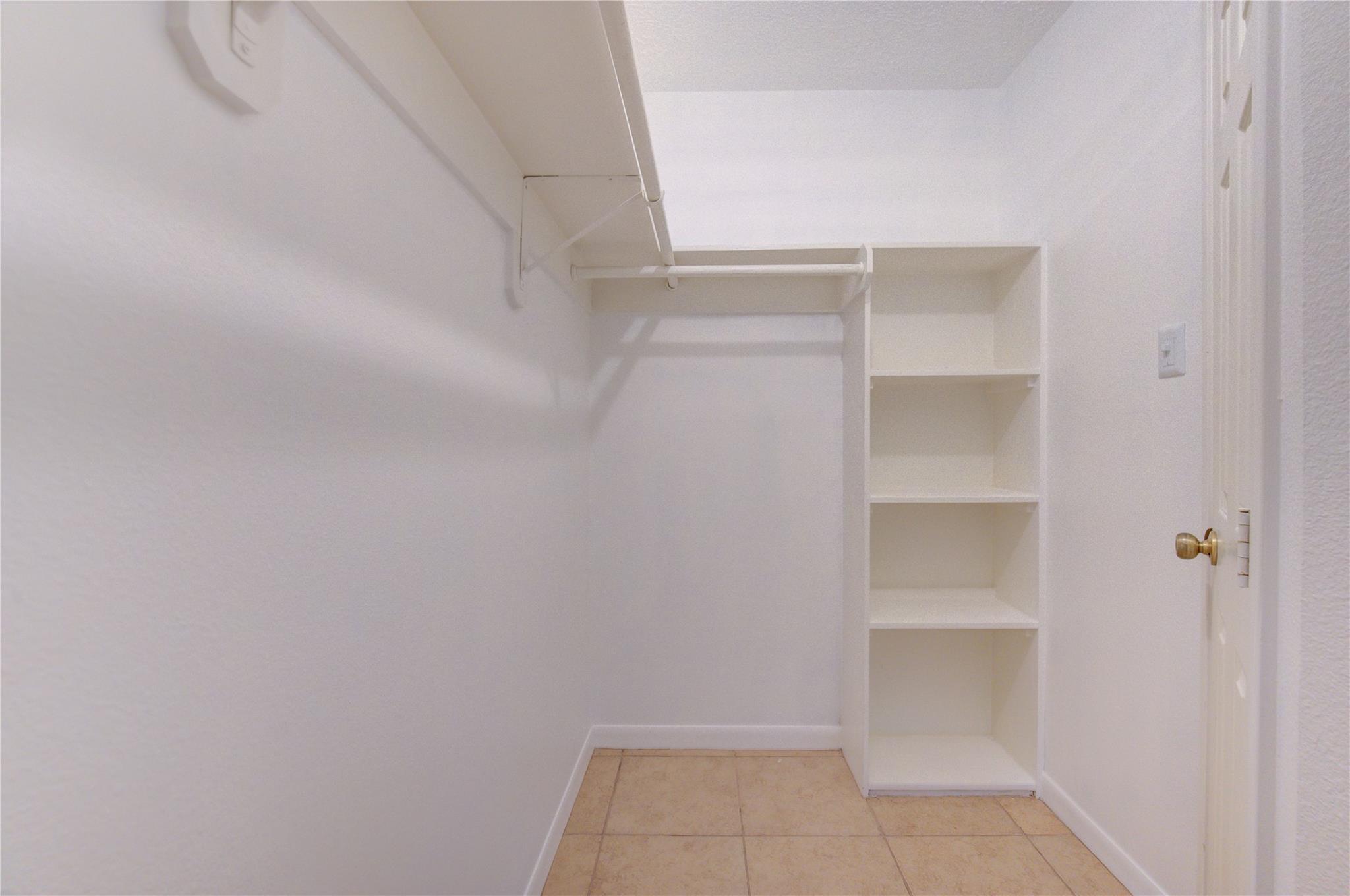 2707 Deep Anchor Way, Crosby