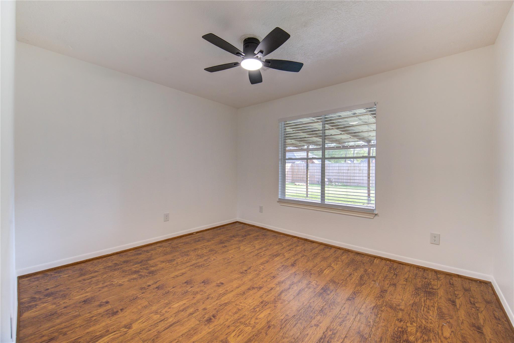 2707 Deep Anchor Way, Crosby