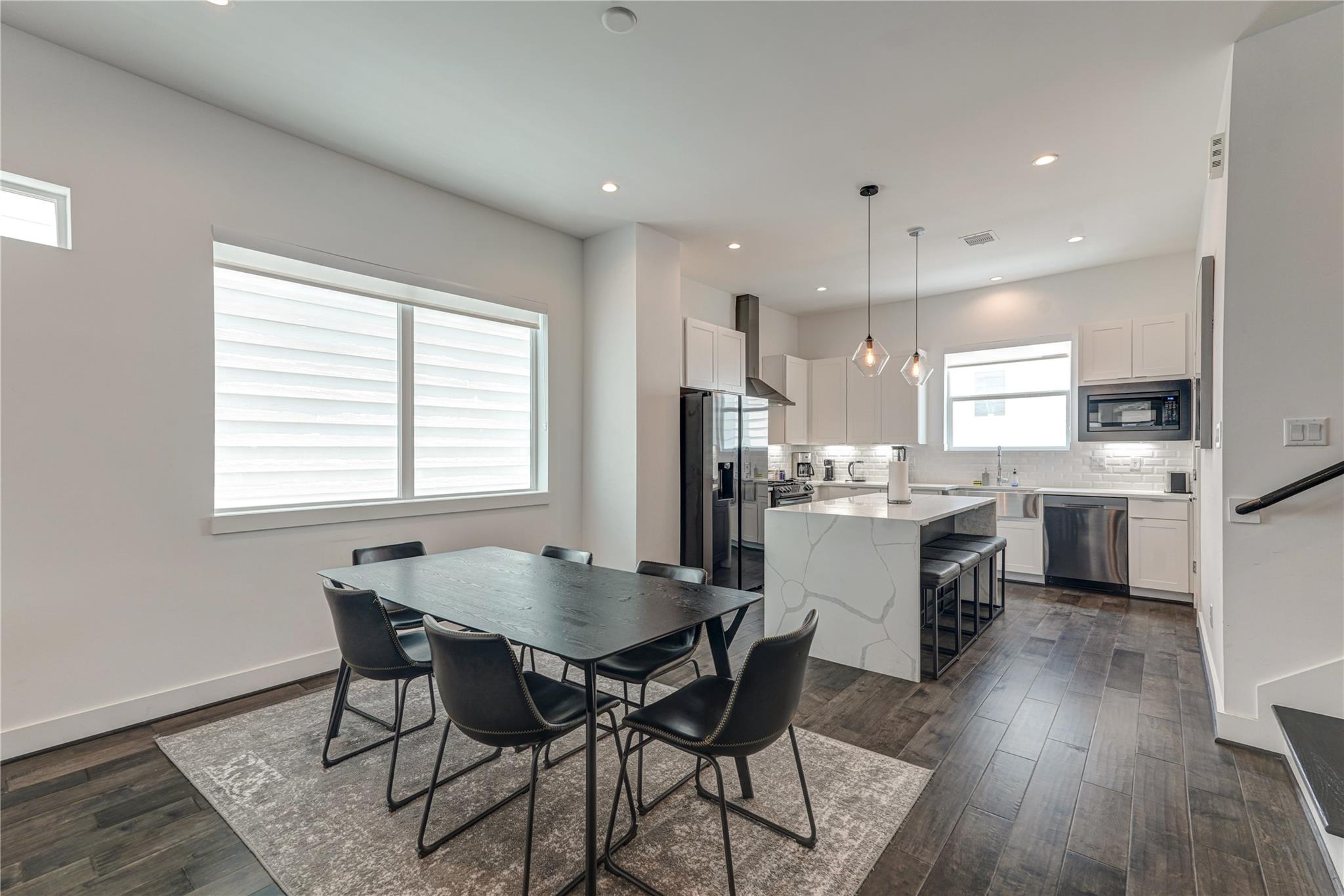 5831 Dolores Street, Houston